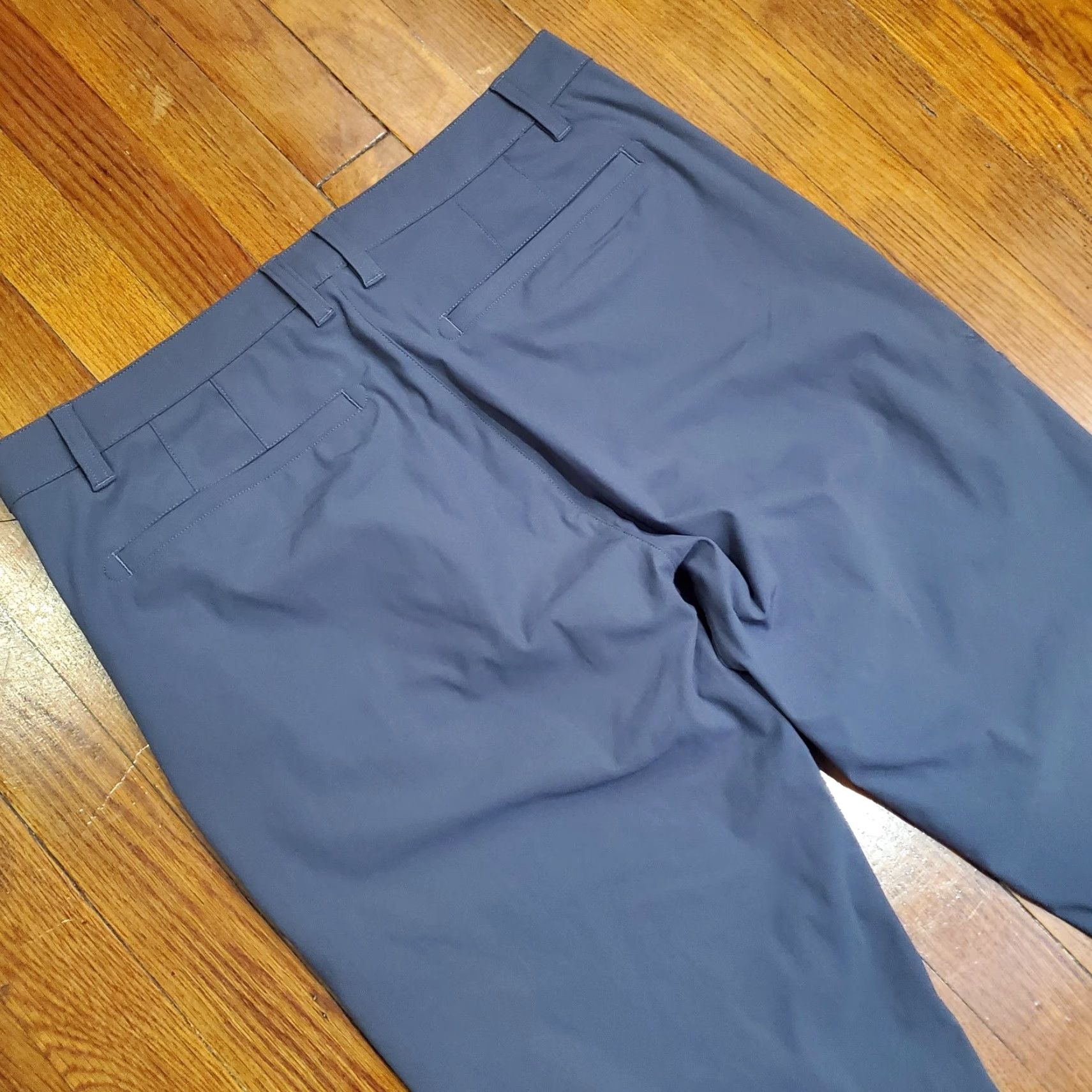 Rhone Rhone Commuter Pants Slim Chino 33x33 Blue Mens Zip Pocket Flex-Knit Tech Tapered Front Size US 33 - 3 Thumbnail