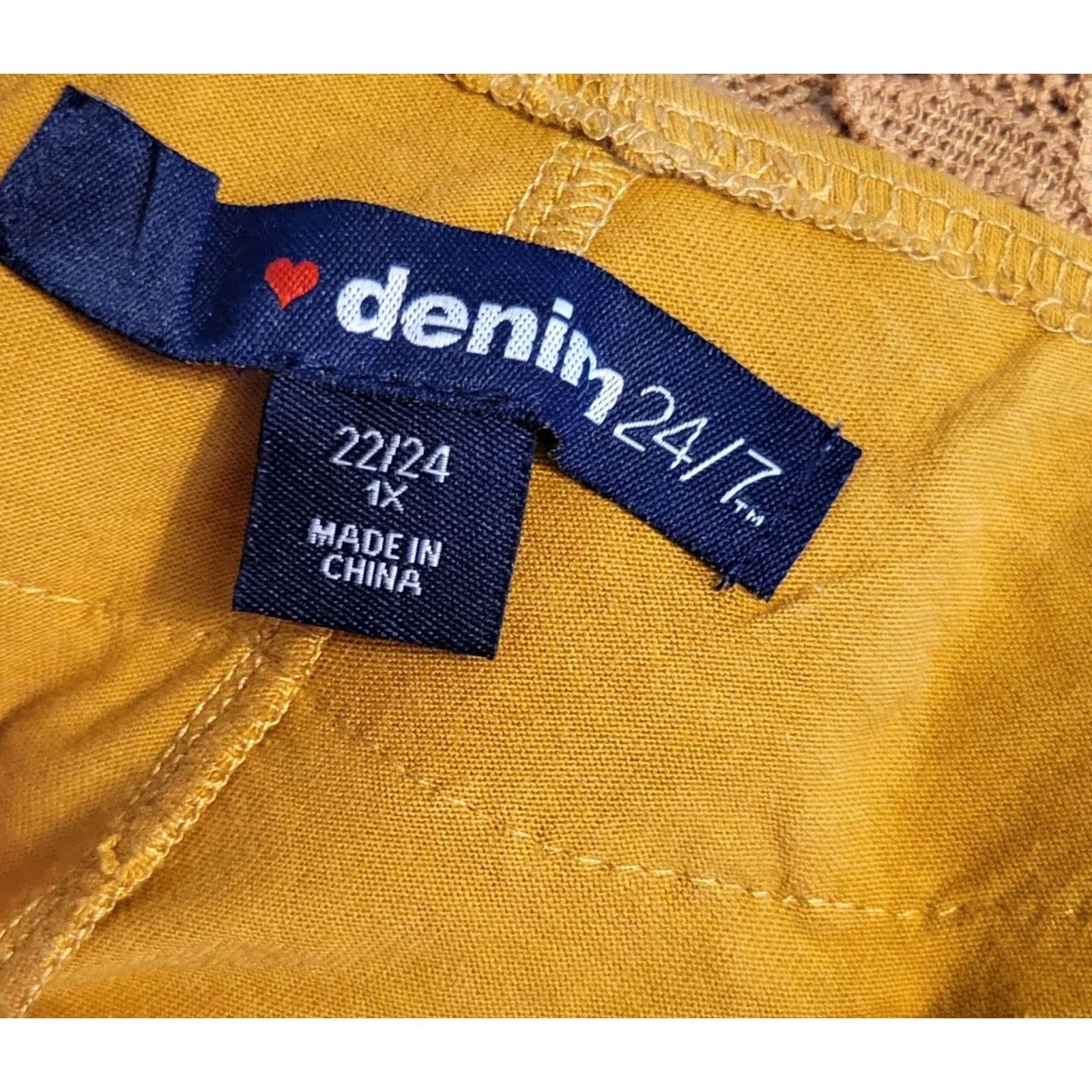 Denime VINTAGE? Denim 24/7 Plus Gold Off Shoulder Embellished Tunic Top Shirt 1X 22 24 Womens Size XL / US 12-14 / IT 48-50 - 2 Thumbnail