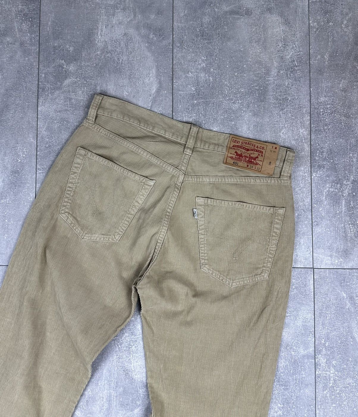 Levi's Levis 401 Beige Corduroy Mens Jeans Pants Size US 34 / EU 50 - 3 Thumbnail