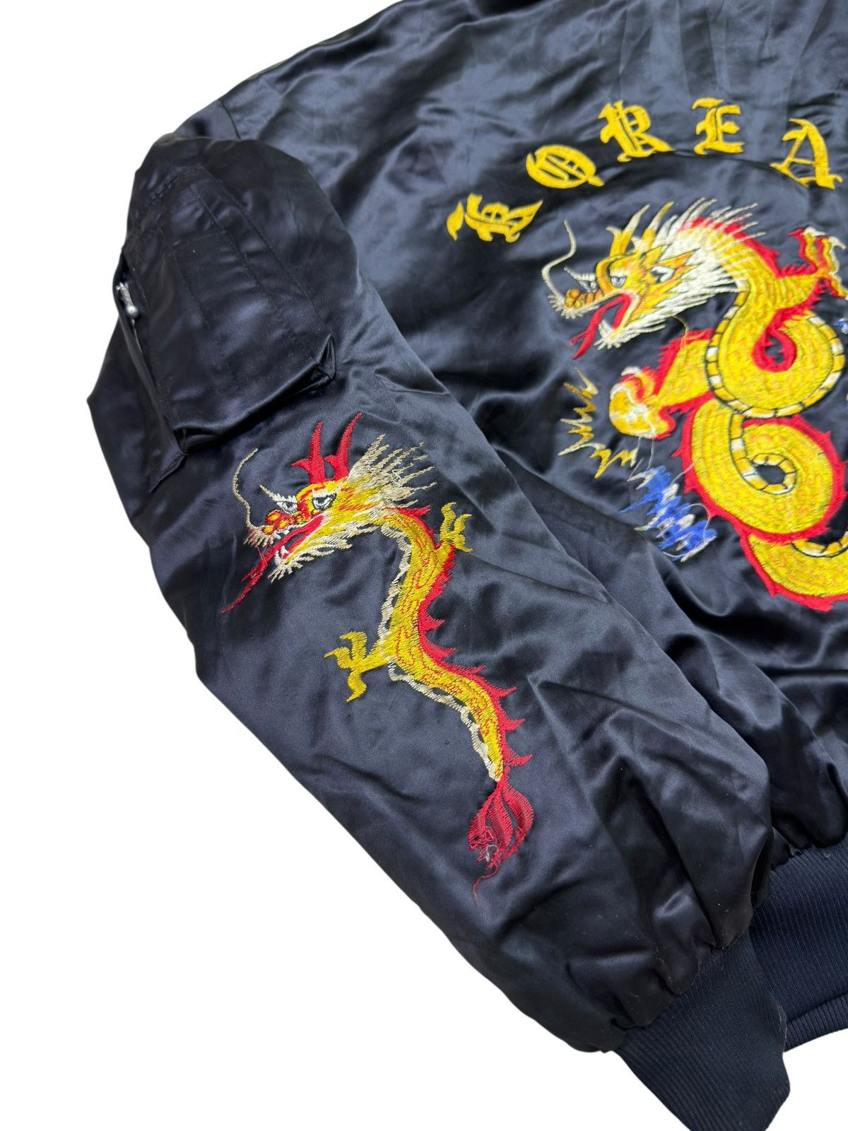 Japanese Brand VINTAGE 1980s KOREA DRAGON SOUVENIR BOMBER BETTY ARMY JACKET Size US M / EU 48-50 / 2 - 4 Thumbnail