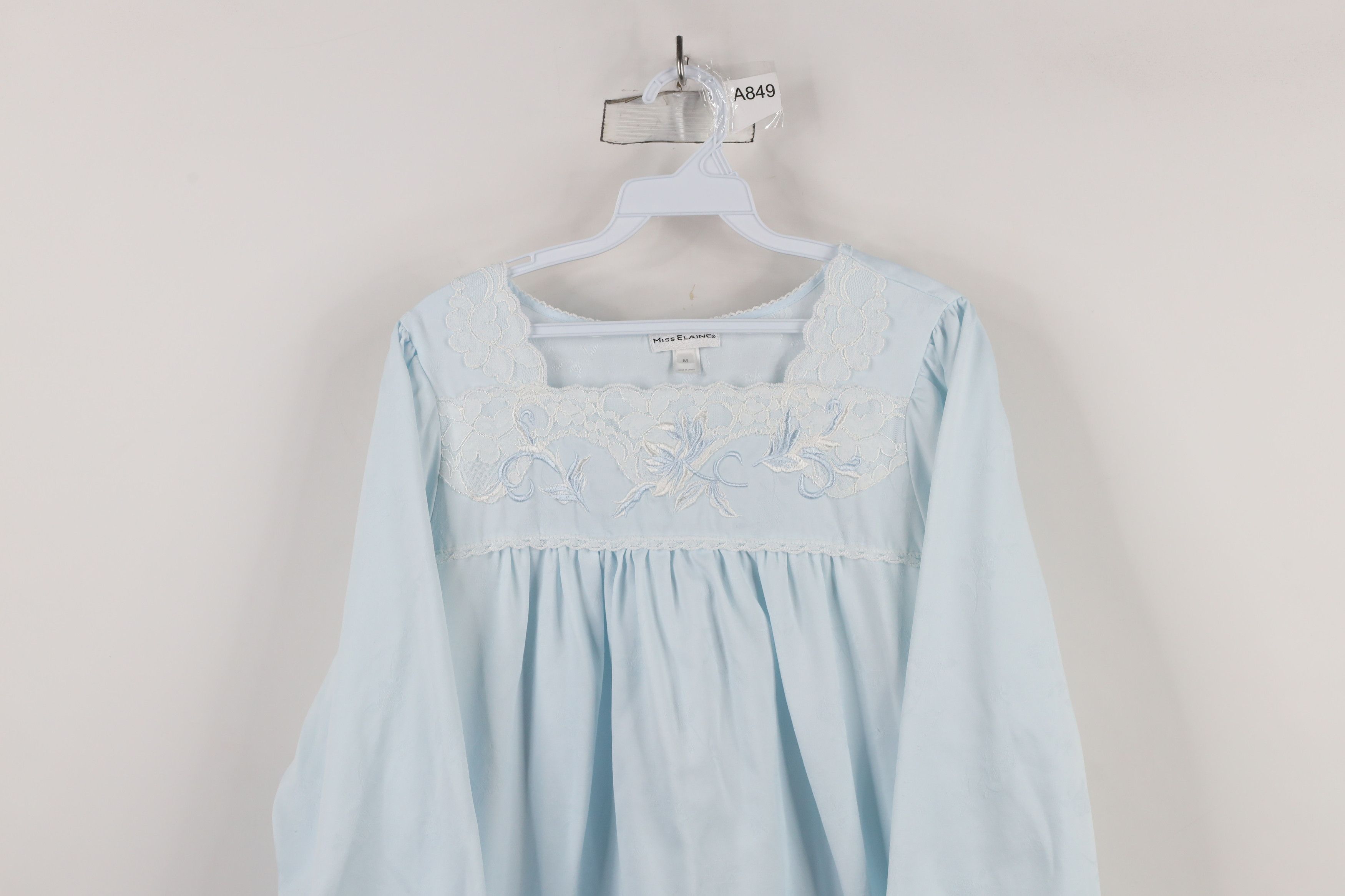 Vintage Vintage 90s Miss Elaine Lace Long Sleeve Sleep Night Gown Size M / US 6-8 / IT 42-44 - 2 Thumbnail