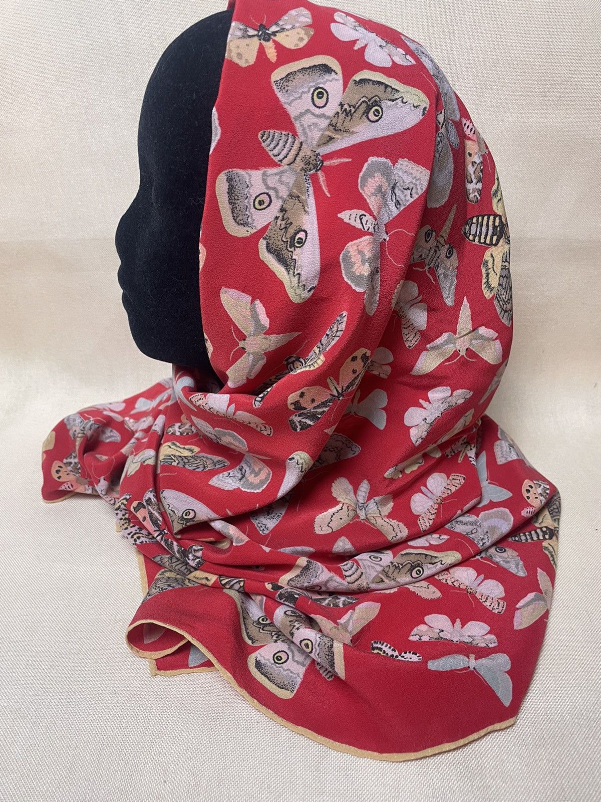 Fabric Brand & Co. Fabric Frontline Zurich red butterfly scarf Size ONE SIZE - 6 Thumbnail