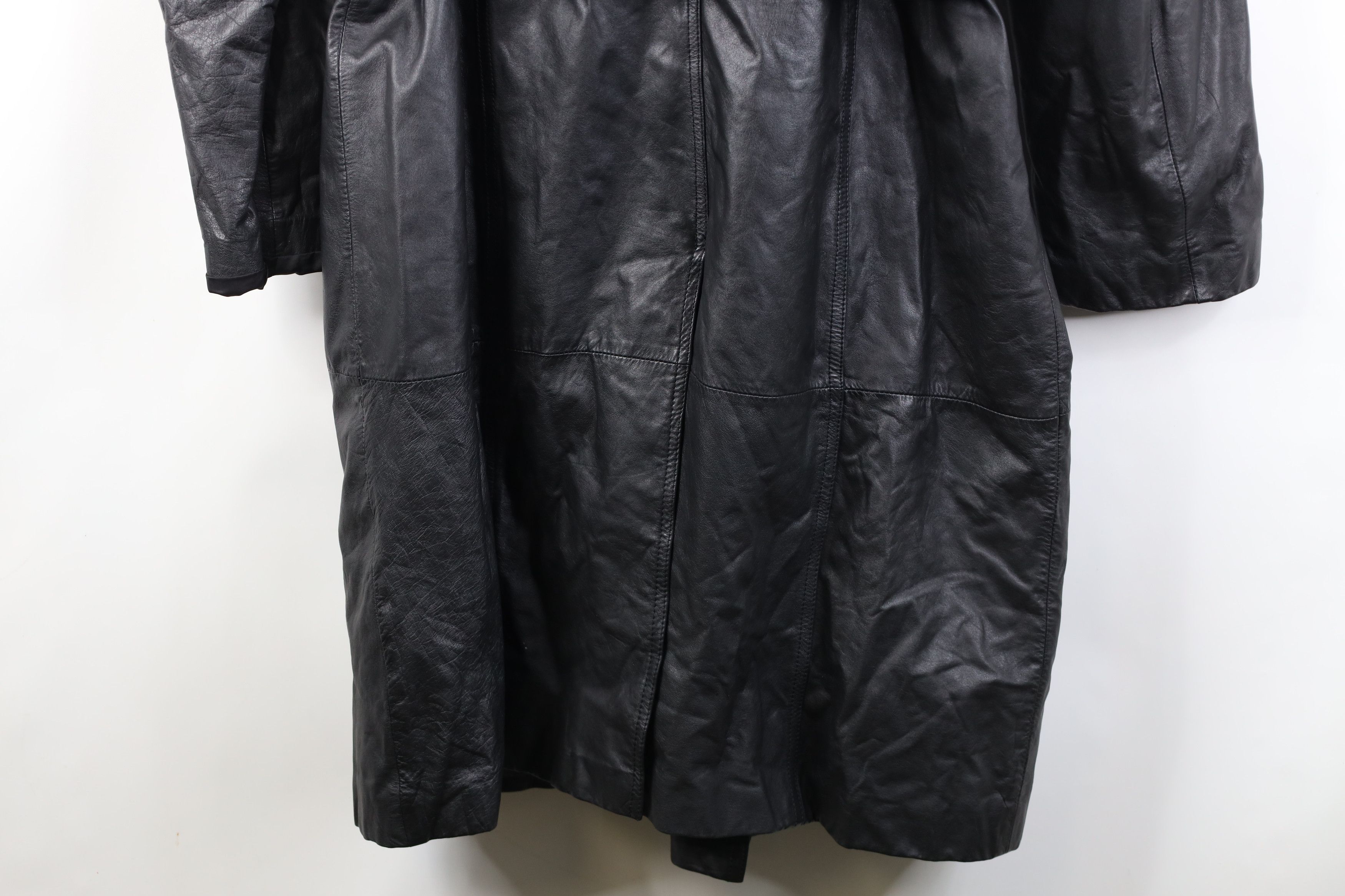 Vintage Vintage 70s Streetwear Breasted Leather Belted Trench Coat Size US XXL / EU 58 / 5 - 16 Thumbnail