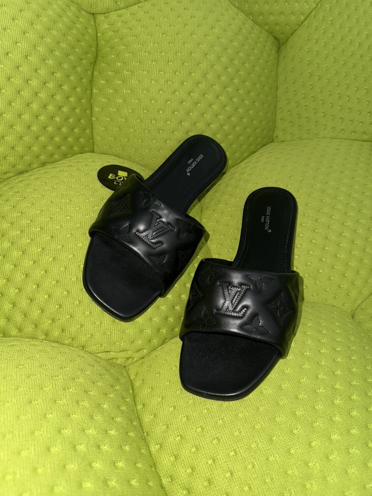 Louis Vuitton Louis Vuitton revival monogram sandals Size US 7 / IT 37 - 4 Thumbnail