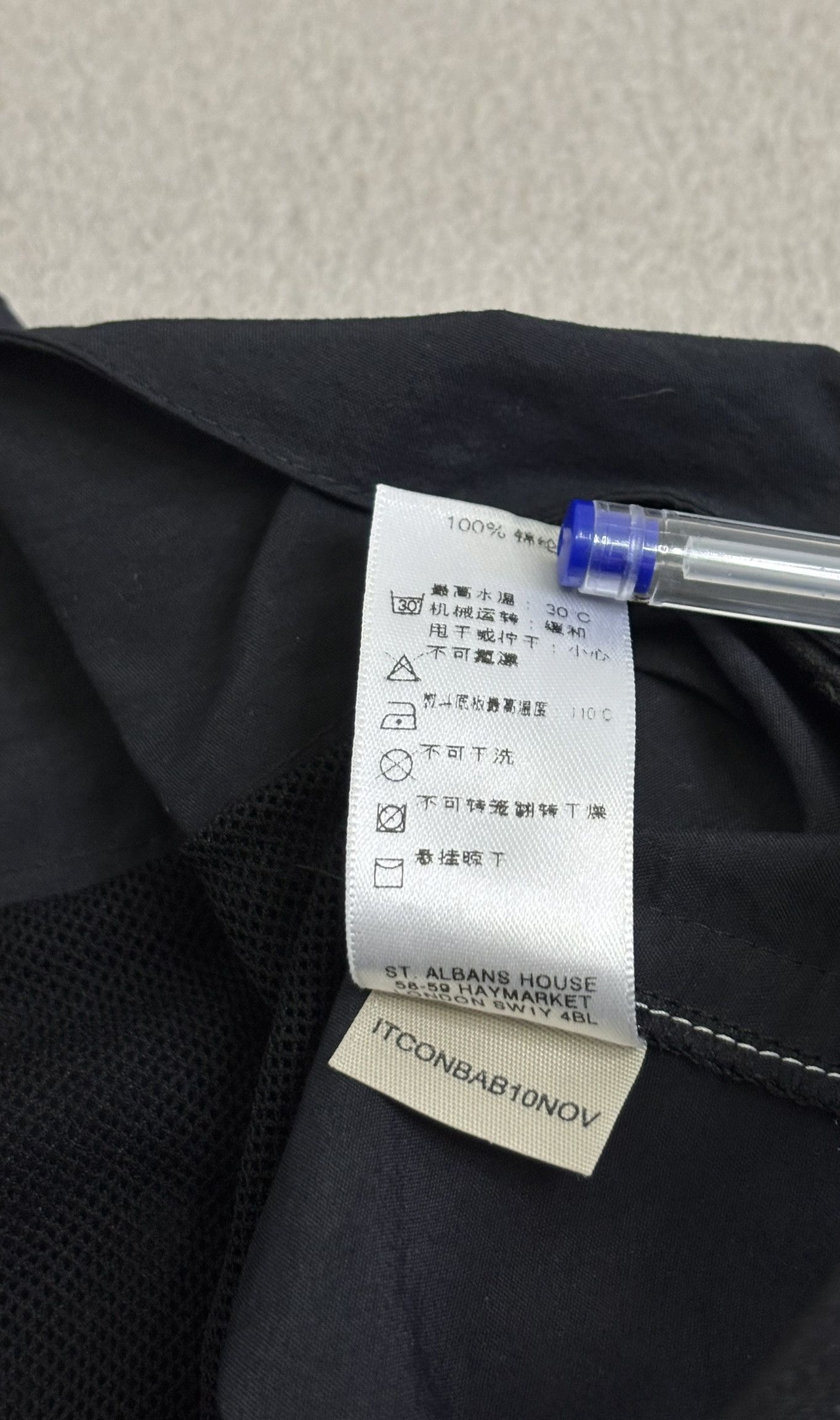 Burberry Burberry Black shorts size L Size US 35 - 15 Thumbnail