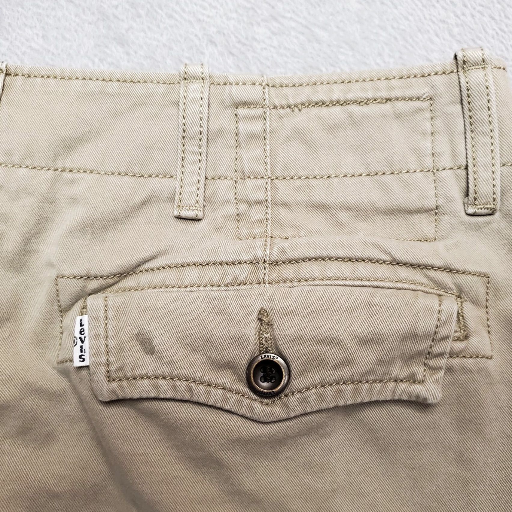 Levi's Levis Shorts Mens 30 Beige Cargo Flat Front Twill Utility Outdoor Casual Comfort Size US 30 / EU 46 - 7 Thumbnail