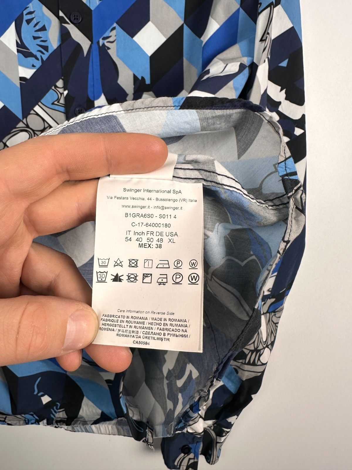 Versace Versace Jeans Print Shirt Button Down Blue Mens Size XL Size US XL / EU 56 / 4 - 6 Thumbnail