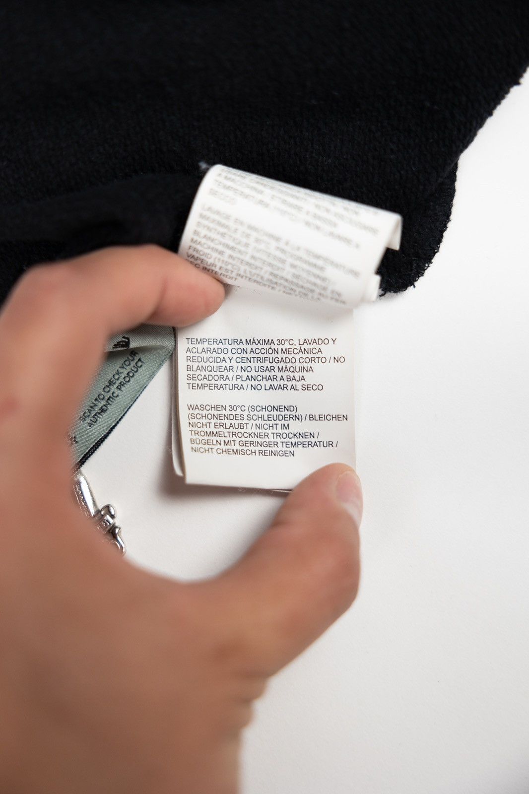 Off-White Off White Spray Paint Hoodie Size US S / EU 44-46 / 1 - 11 Thumbnail