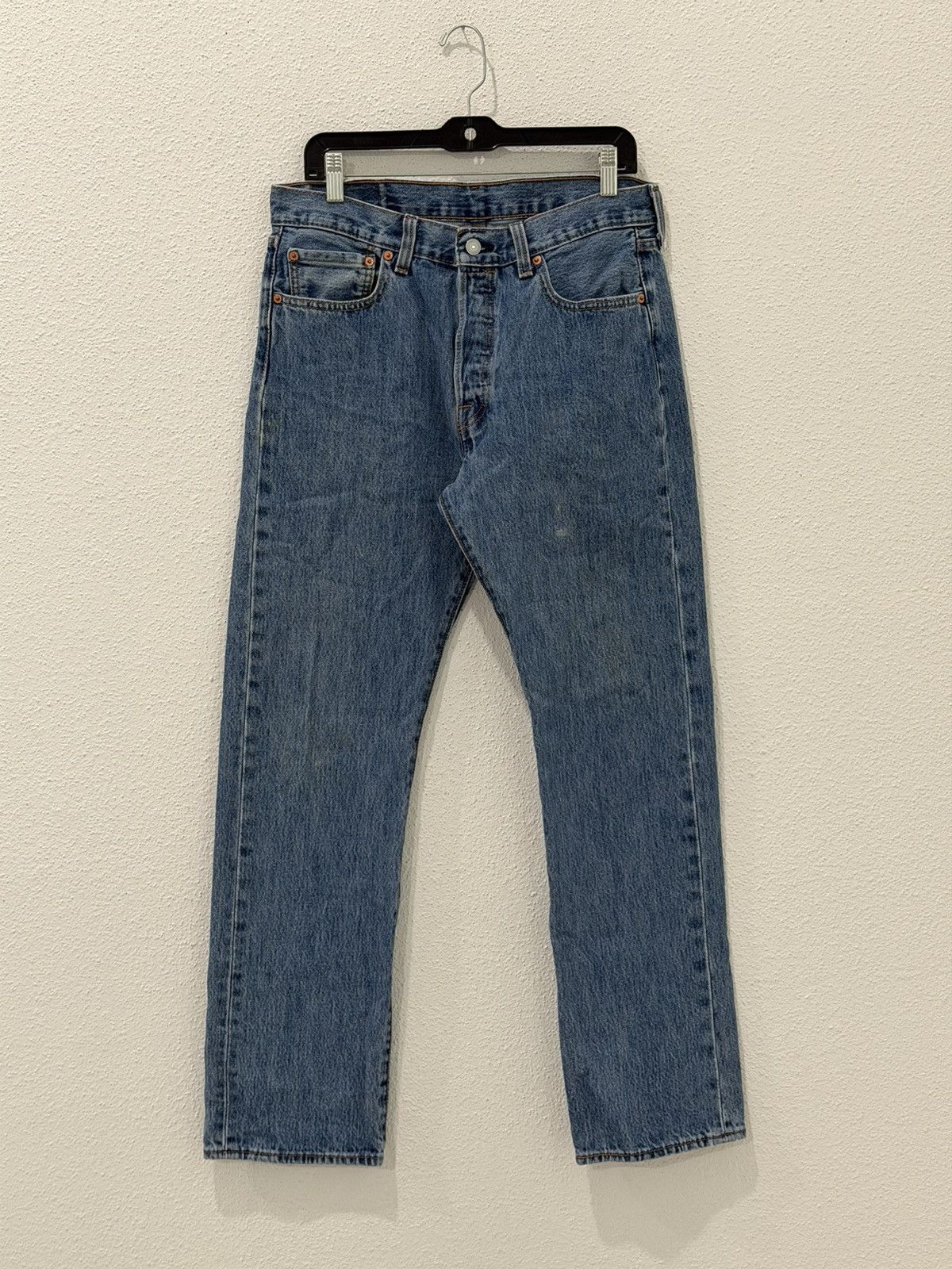 Levi's Vintage Clothing Vintage Levis 501 Jeans 33x32 Blue Straight Leg Button Fly Size US 33 - 4 Thumbnail