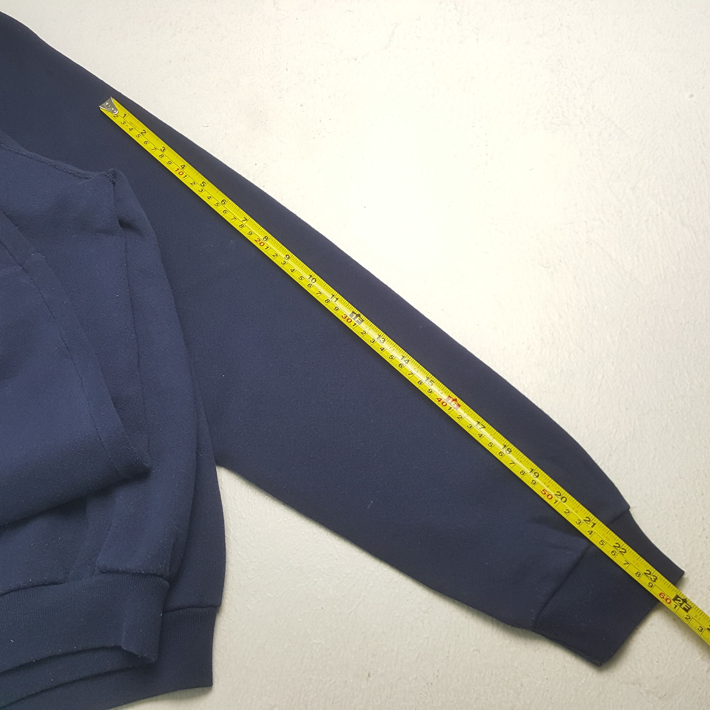 Tultex Vintage Gucci Italian Brand 90's Sweatshirt RR2 Size US L / EU 52-54 / 3 - 6 Thumbnail