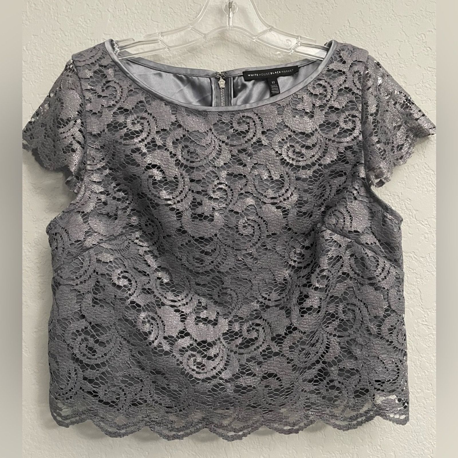 White House Black Market White House Black Market Silver Taffeta Skirt 10 Lace Top 12 Size L / US 10 / IT 46 - 4 Thumbnail