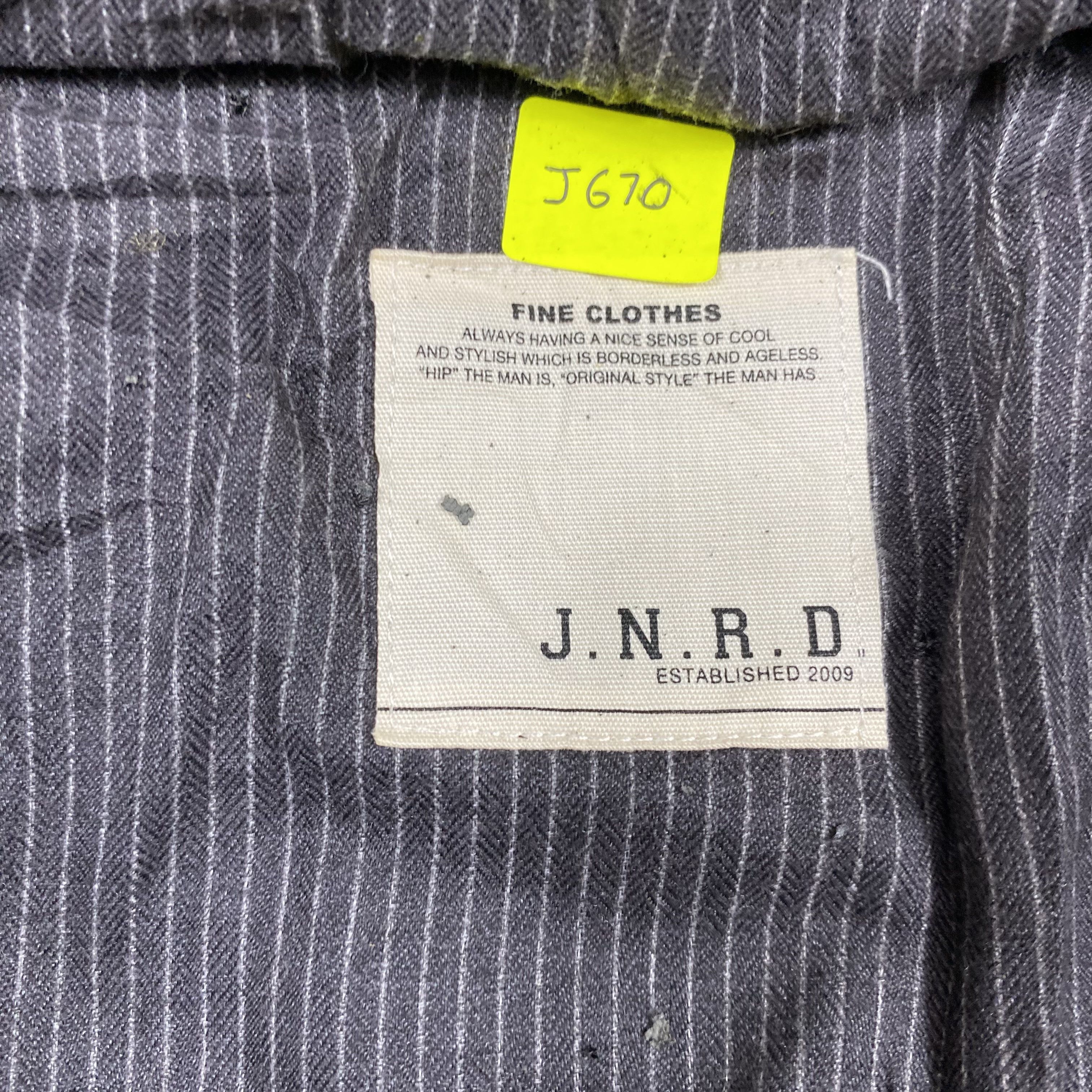 Vintage VTG 2009 J.N.R.D Pinstripe Hooded Puffer Jacket-J670 Size US M / EU 48-50 / 2 - 14 Thumbnail