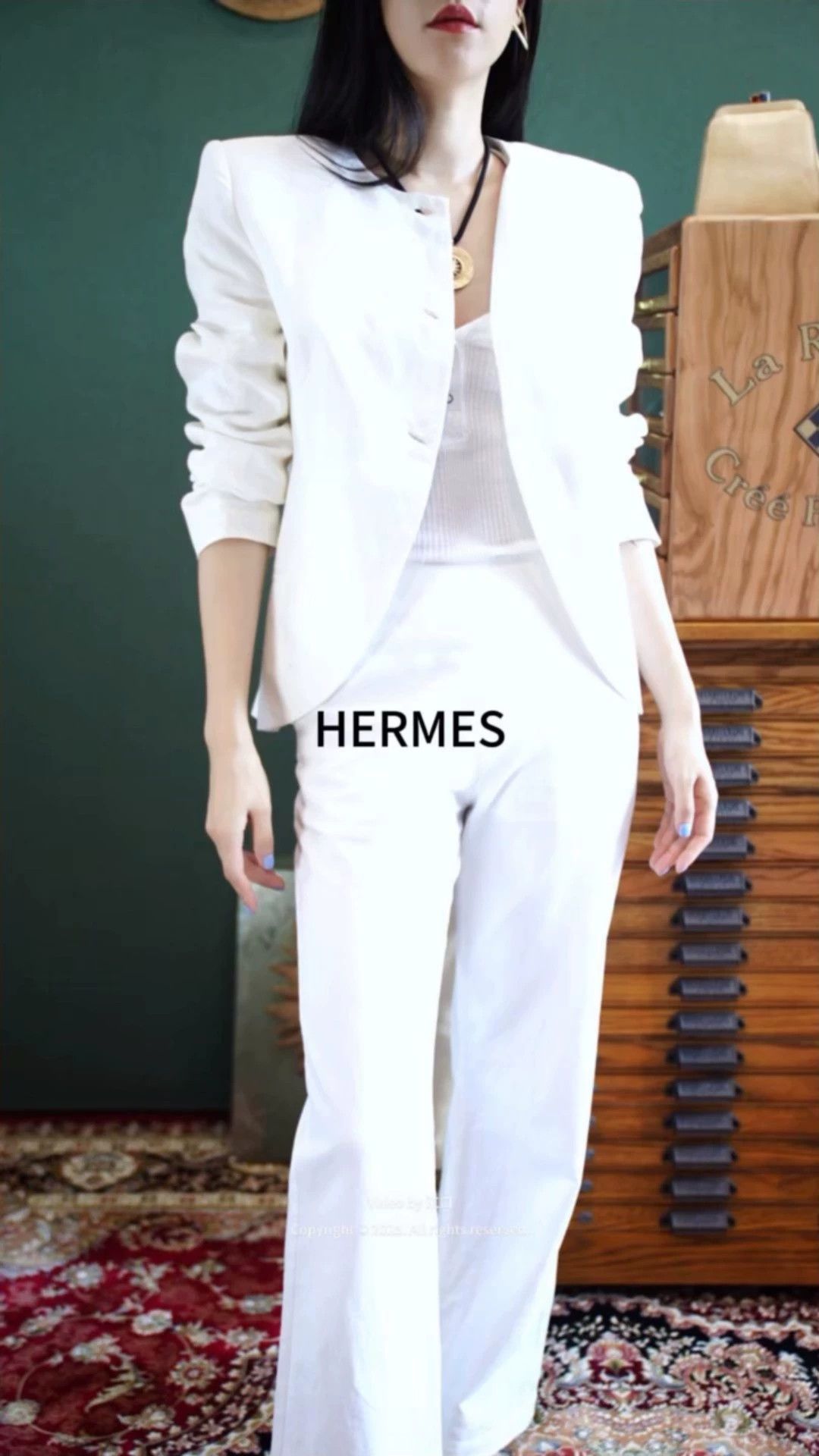 Hermes Hermes Vtg White Linen Crew Neck 3-Button Blazer Size M / US 6-8 / IT 42-44 - 1 Thumbnail