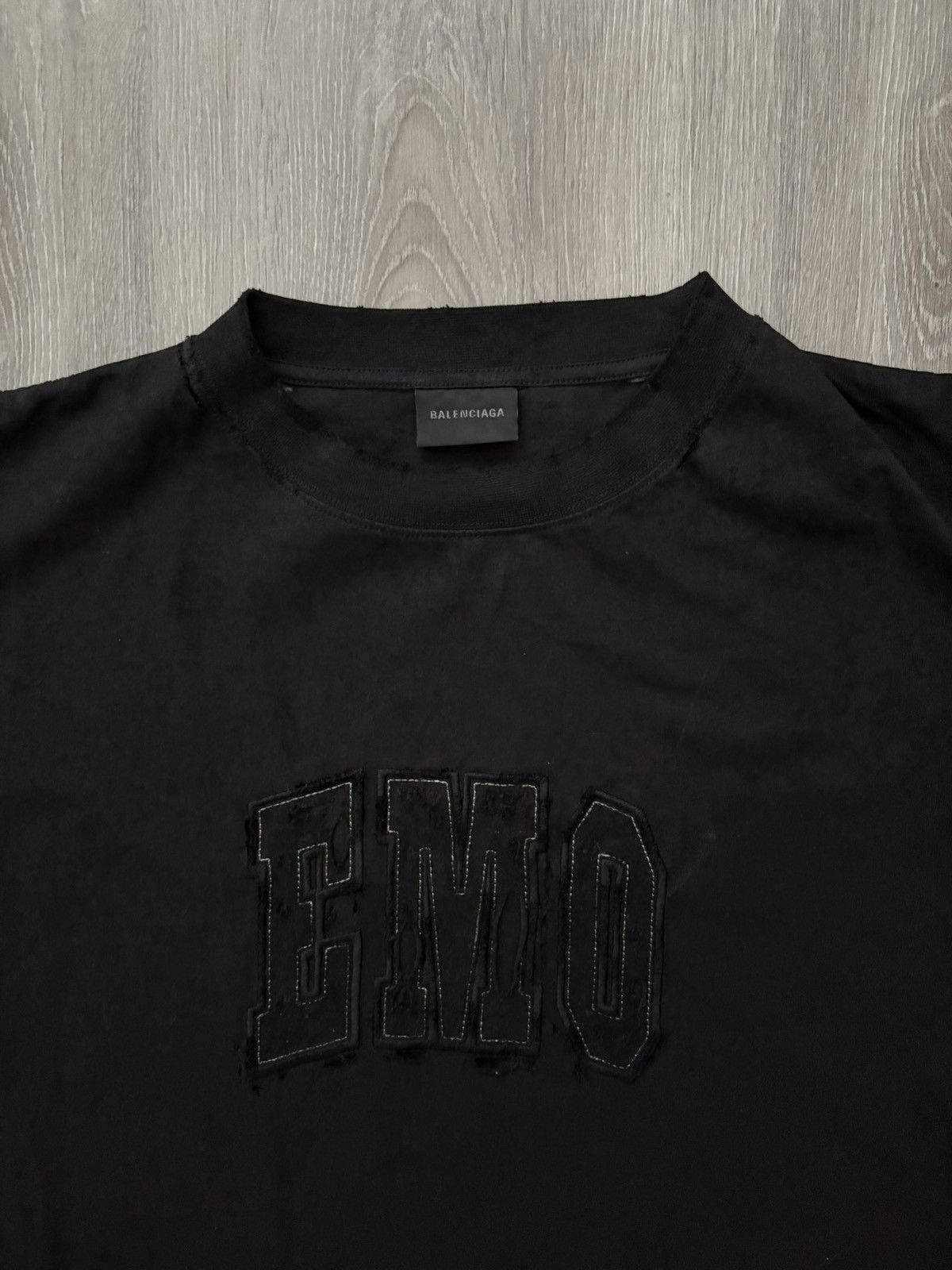 Balenciaga Balenciaga EMO tee shirt Size US M / EU 48-50 / 2 - 2 Thumbnail