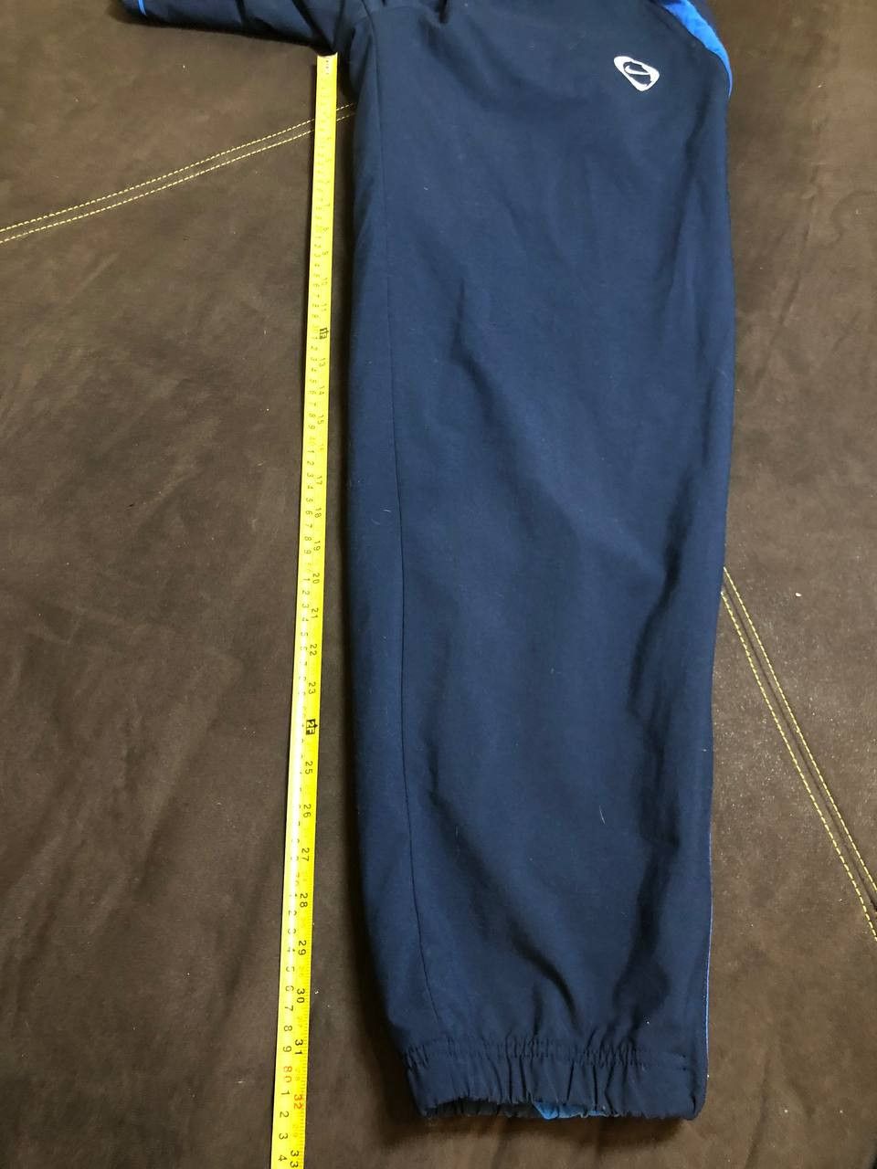 Nike Vintage Nike Track Pants 00s Nylon Swoosh Y2K Size US 34 / EU 50 - 5 Thumbnail
