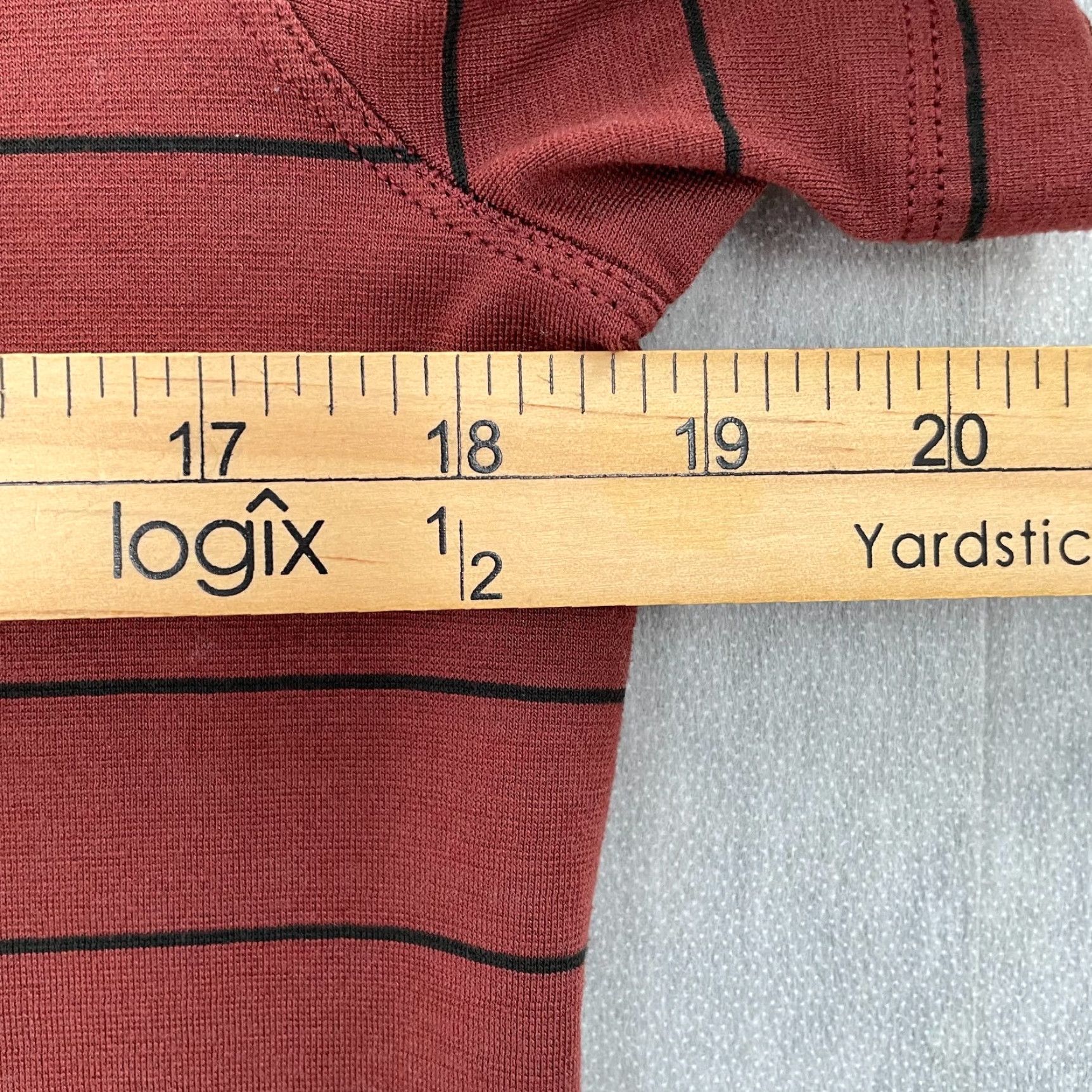Lululemon Lululemon Tech Polo Shirt Adult Small Brown Striped Short Sleeve Activewear Mens Size US S / EU 44-46 / 1 - 6 Thumbnail