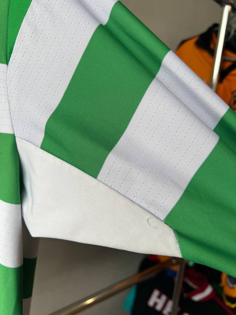 Umbro 2004/05 CELTIC FC HOME SOCCER JERSEY FOOTBALL SHIRT UMBRO M Size US M / EU 48-50 / 2 - 14 Thumbnail
