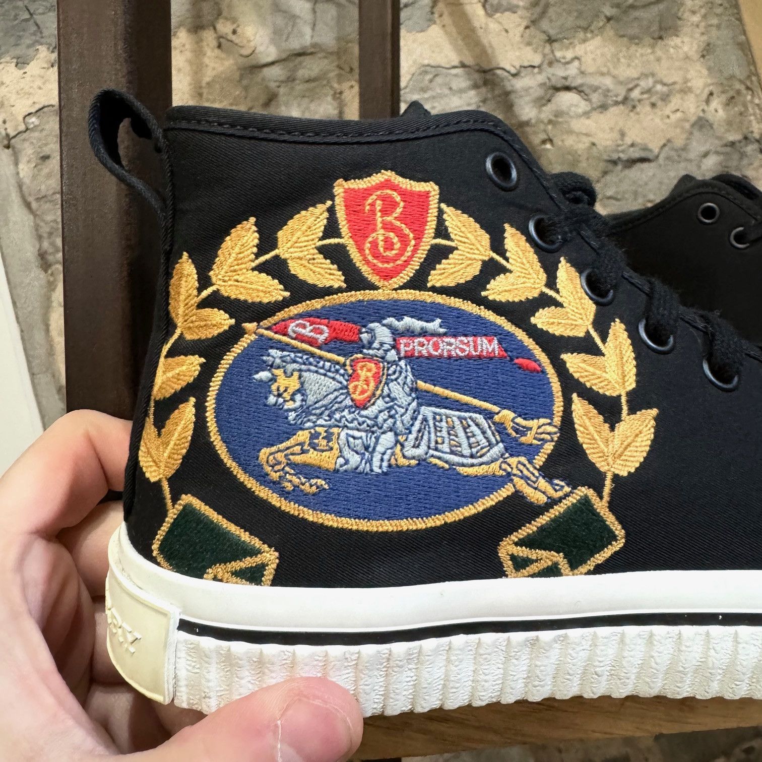 Burberry Burberry Black Canvas Knight Embroidered Kingly Big Sneakers Size US 6 / IT 36 - 2 Thumbnail