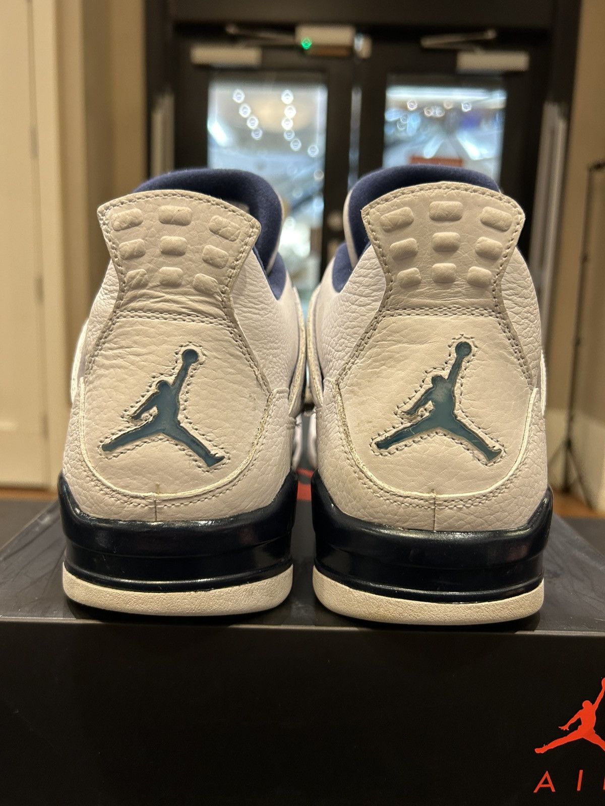 Jordan Brand Jordan 4 Retro ‘Columbia’ Size US 12 / EU 45 - 3 Thumbnail