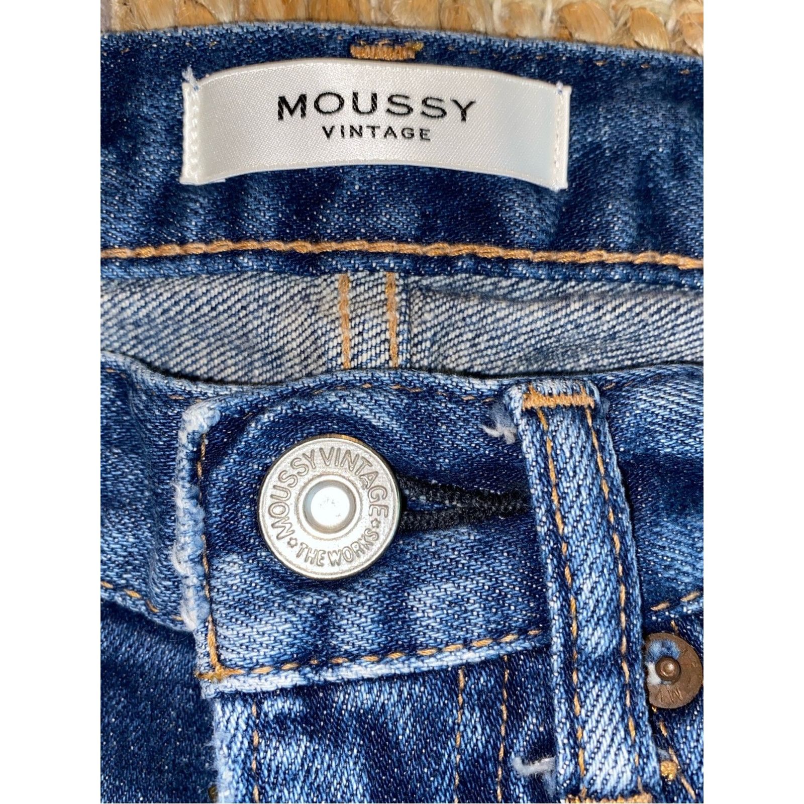 MOUSSY MOUSSY $350 Prichard Skinny Jean 24” EUC Size 24" / US 00 / IT 34 - 5 Thumbnail