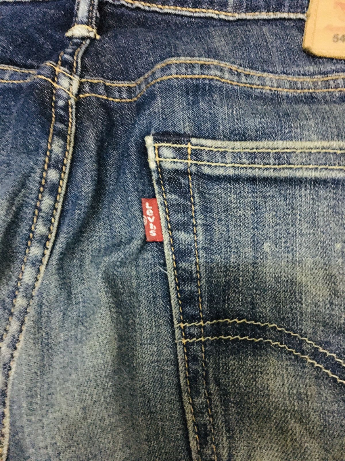 Levi's Levis Lot 541 Distressed Jeans (15) Size US 37 - 15 Thumbnail
