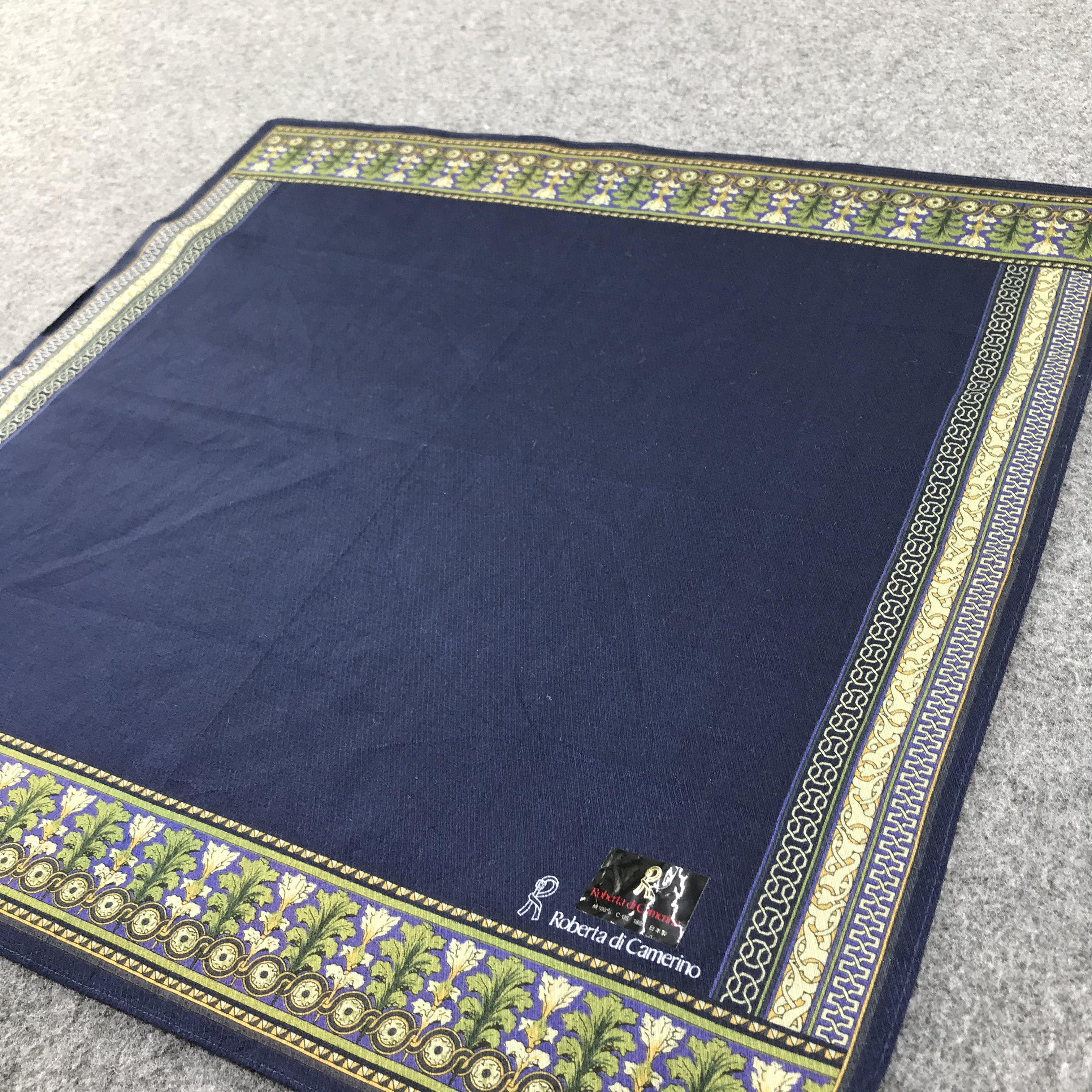 Roberta di Camerino Roberta di Camerino Handkerchief Neckerchief Bandana H488 Size ONE SIZE - 5 Thumbnail