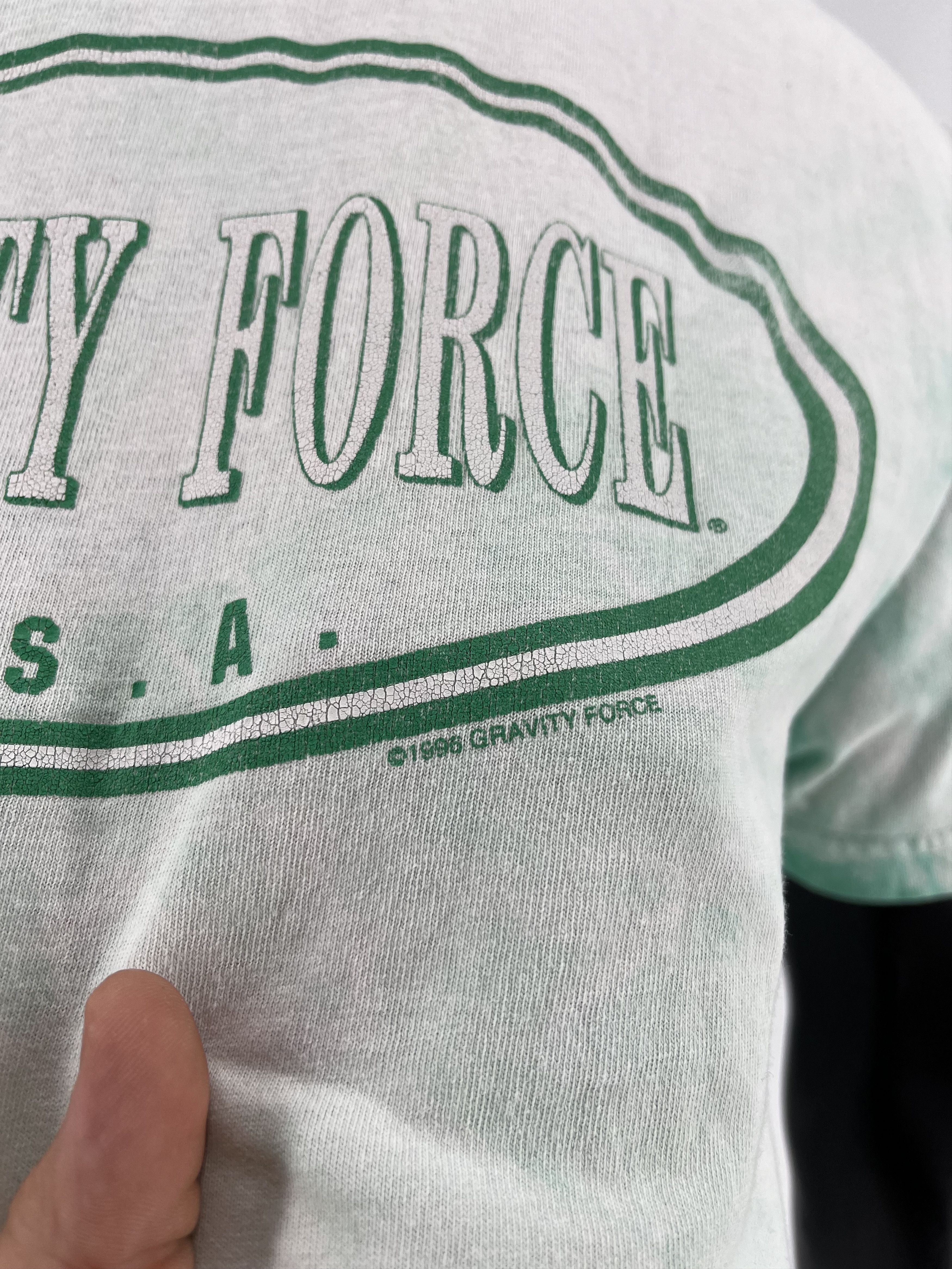Vintage Vintage 90s Gravity Force Big Logo Full Print Tie-Dye Shirt Size US L / EU 52-54 / 3 - 13 Thumbnail