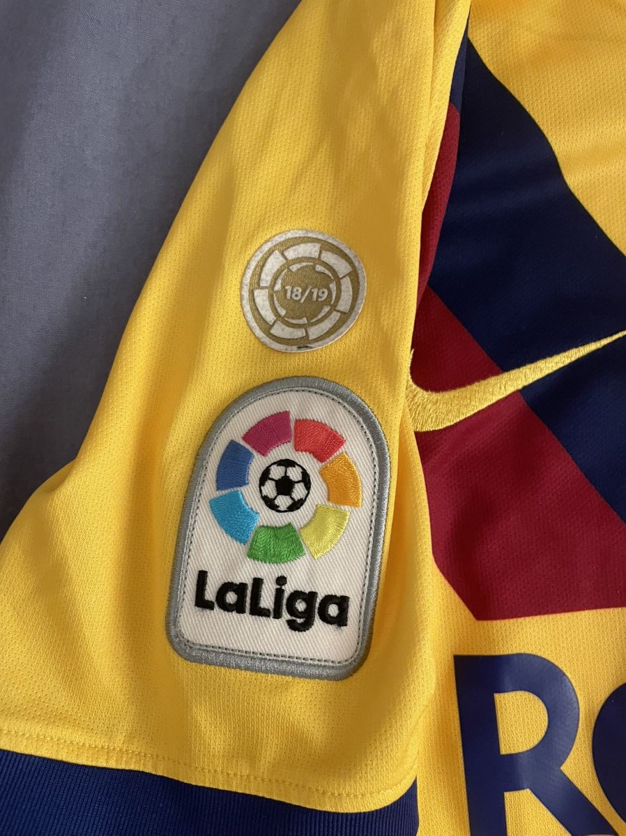 Nike Fc Barcelona away jersey Size US S / EU 44-46 / 1 - 7 Thumbnail