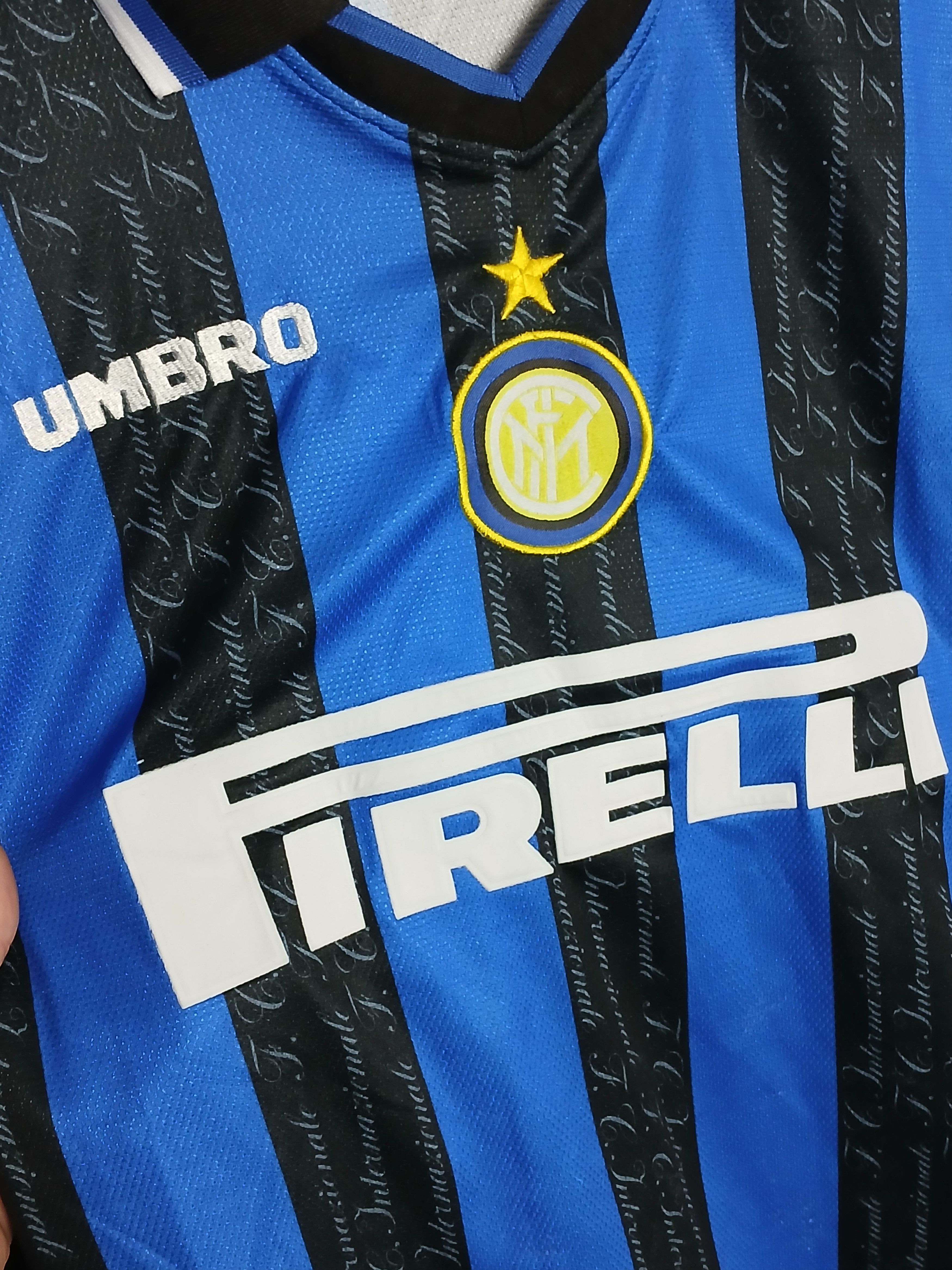Umbro × Vintage Vintage Inter 1997/1998 Home Football Jersey T-Shirt Size US XL / EU 56 / 4 - 3 Thumbnail