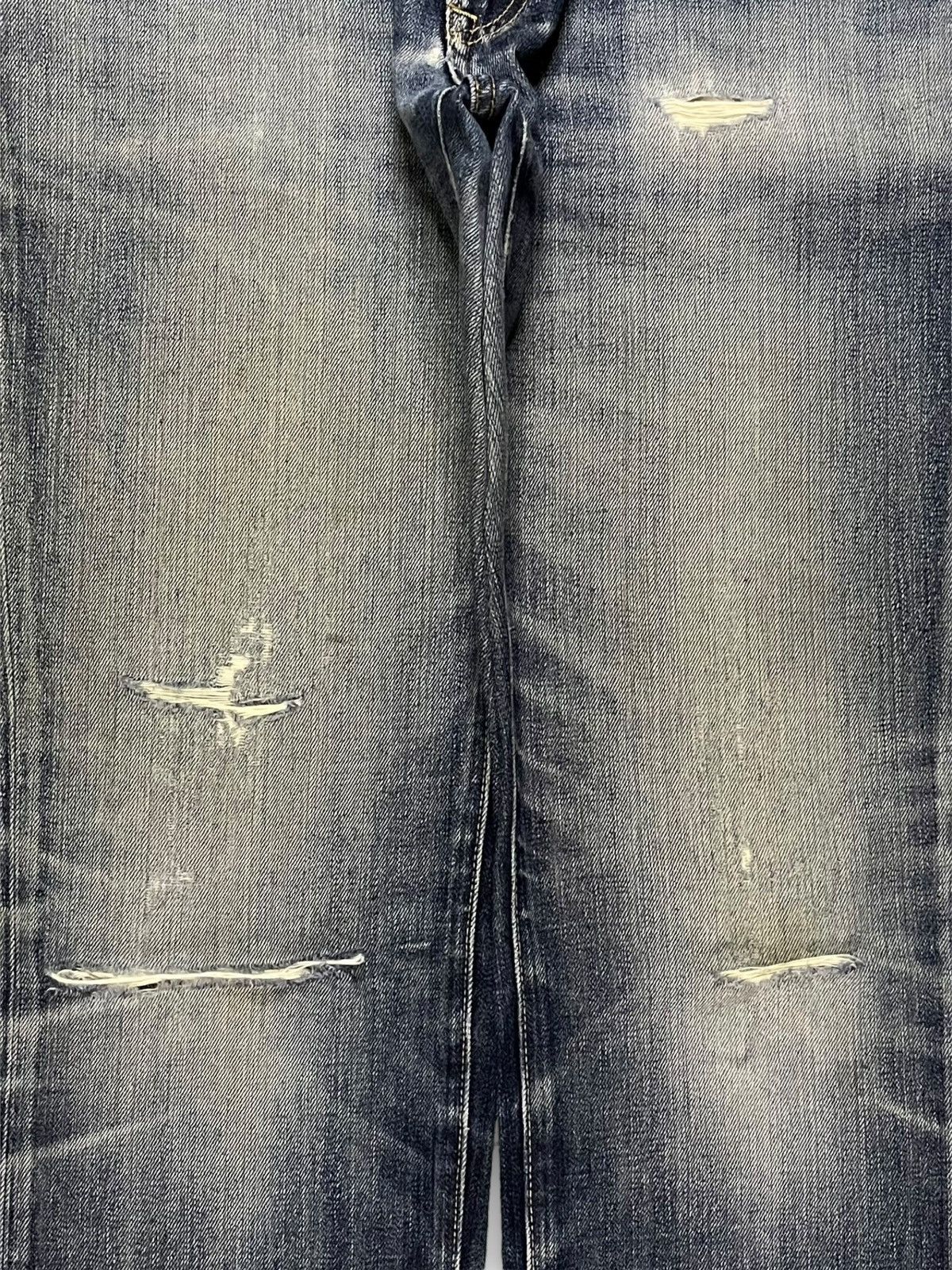 Japanese Brand × Uniqlo Vintage Japanese Uniqlo Blue Wash Distressed Baggy Jeans Size US 37 - 5 Thumbnail
