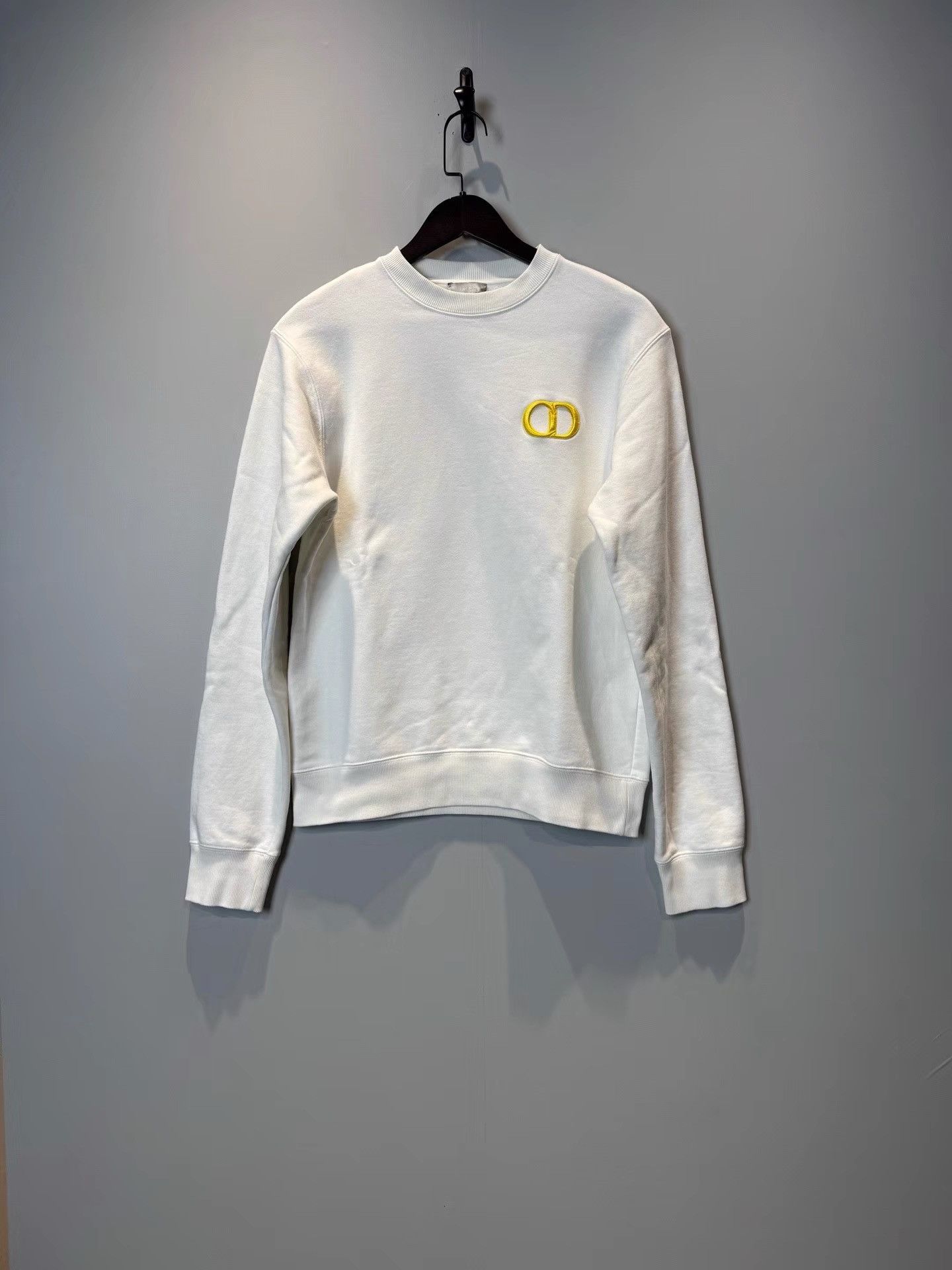 Dior Dior New CD Embroidered Logo Sweatshirt K36 Size US S / EU 44-46 / 1 - 1 Thumbnail