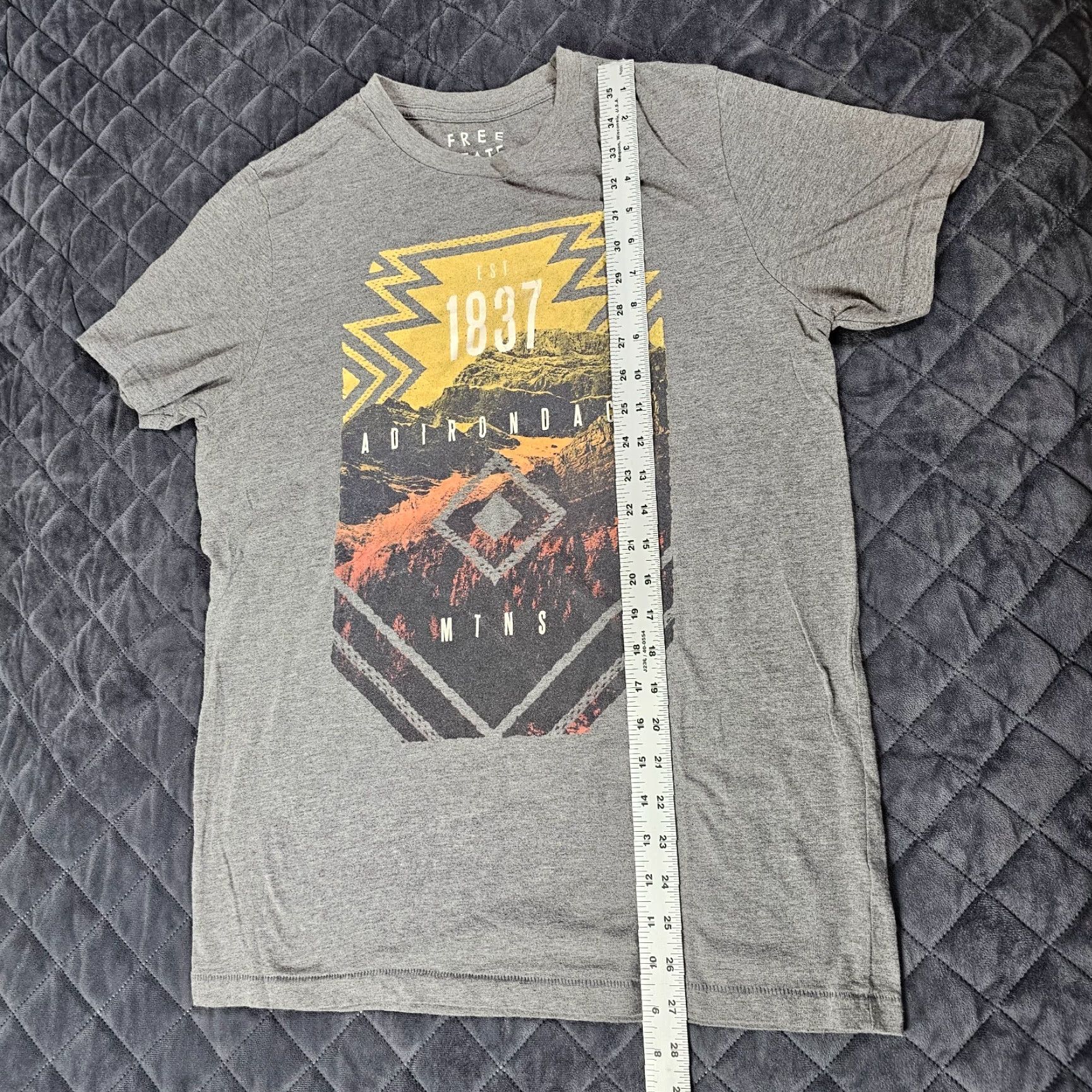 Vintage VINTAGE Free State Shirt Mens L Short Sleeve Gray T-Shirt Adirondack Mountains California Blue Size US L / EU 52-54 / 3 - 4 Thumbnail