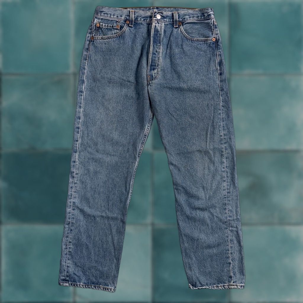 Levi's VINTAGE Levi's 501 Jeans Blue 36x30 Mens Straight 90s USA 5-Pocket Denim Size US 36 / EU 52 - 1 Thumbnail