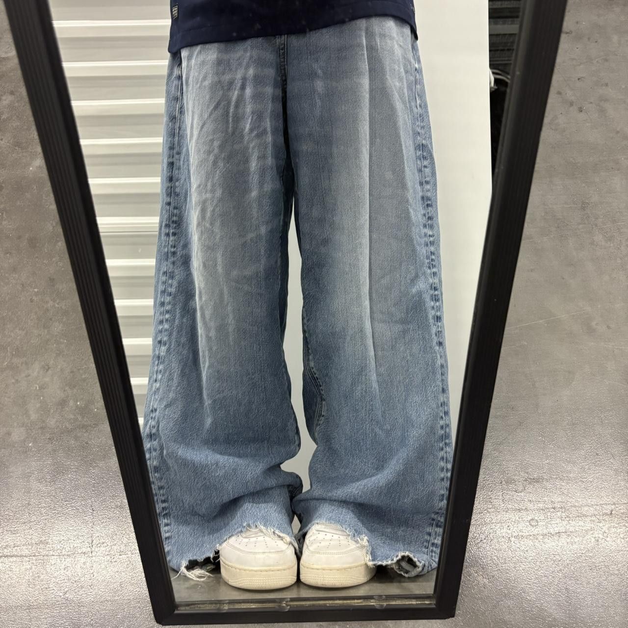 Vintage Crazy Vintage Y2K/2000s Super Baggy Wideleg Skater Streetwear Medium Wash Denim Jeans! Size US 36 / EU 52 - 1 Thumbnail