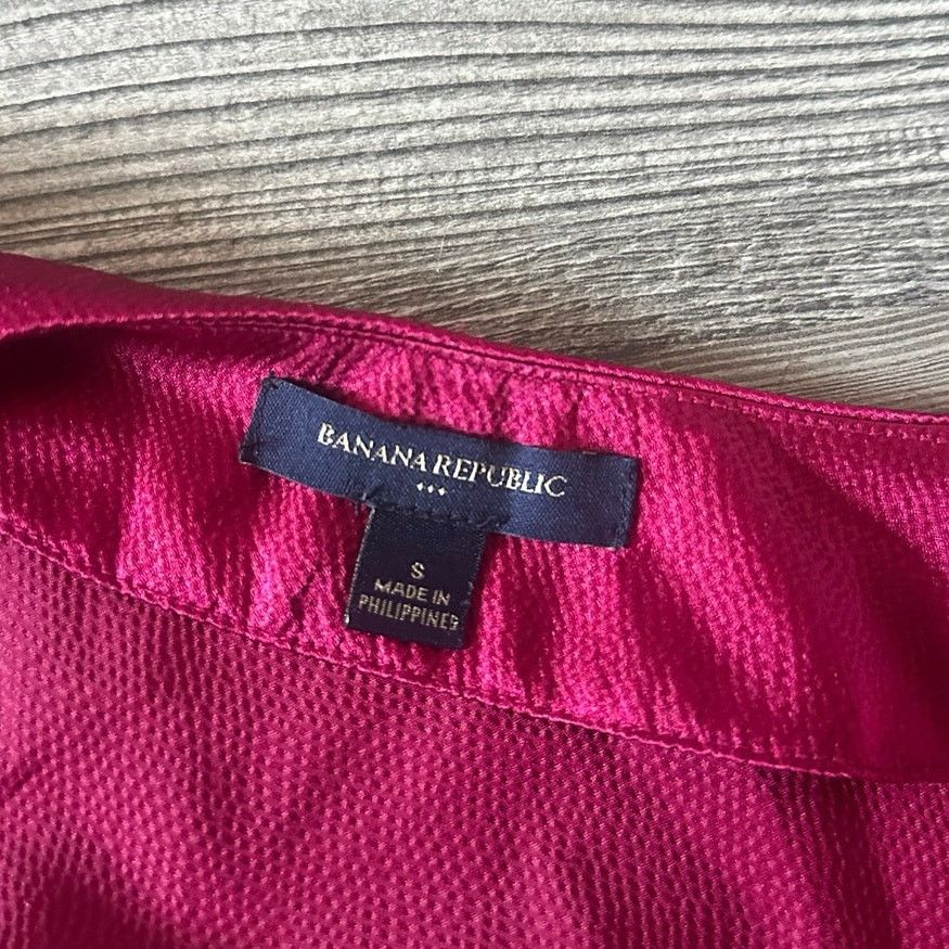 Banana Republic banana republic red long sleeve wrap blouse Size S / US 4 / IT 40 - 3 Thumbnail