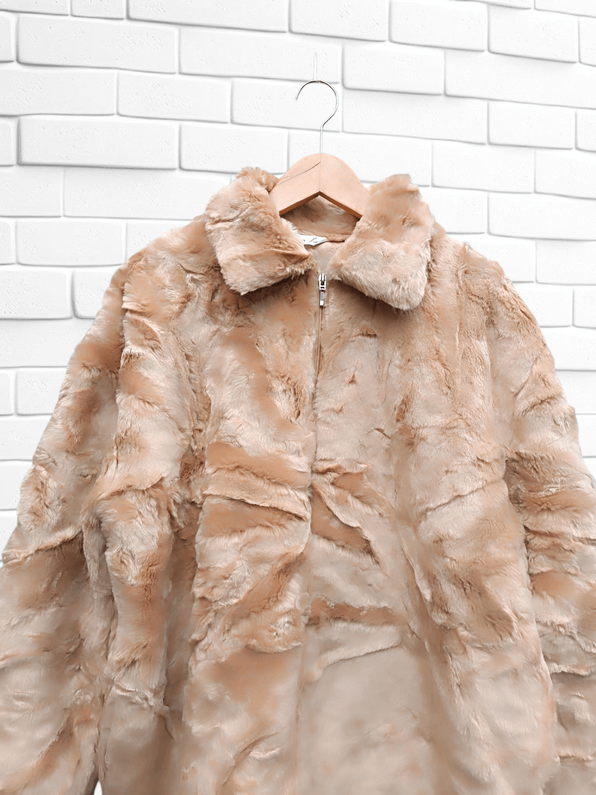 Japanese Brand Vintage Faux Fur Zip Up Winter Jacket Size US L / EU 52-54 / 3 - 3 Thumbnail