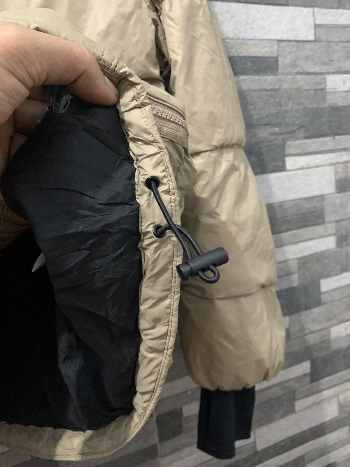 GU × Undercover GU Undercover Puffer Jacket Size US M / EU 48-50 / 2 - 8 Thumbnail