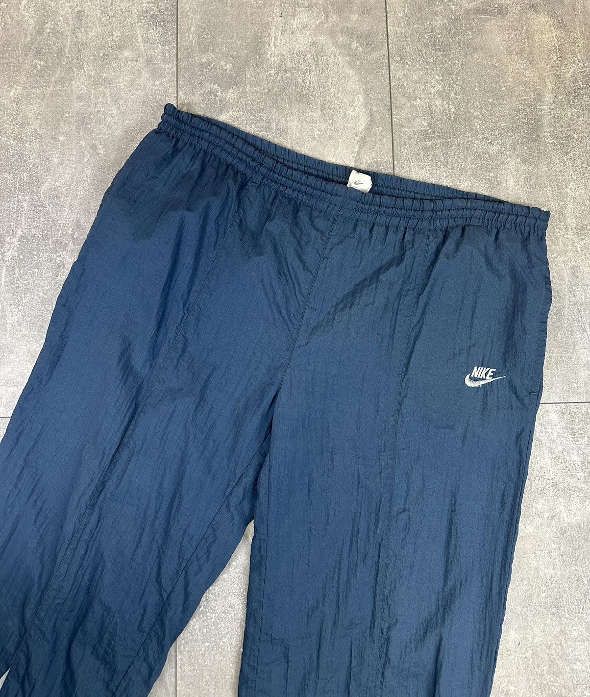 Nike Nike Vintage Rare Sweatpants Small Swosh Logo Size US 32 / EU 48 - 5 Thumbnail