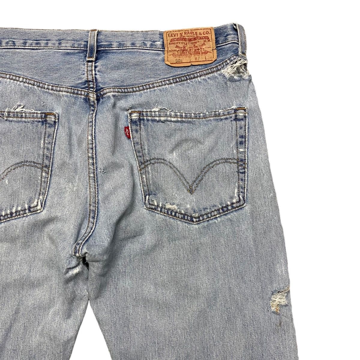 Levi's Vintage Levis 501 Thrashed Jeans Size US 34 / EU 50 - 14 Thumbnail