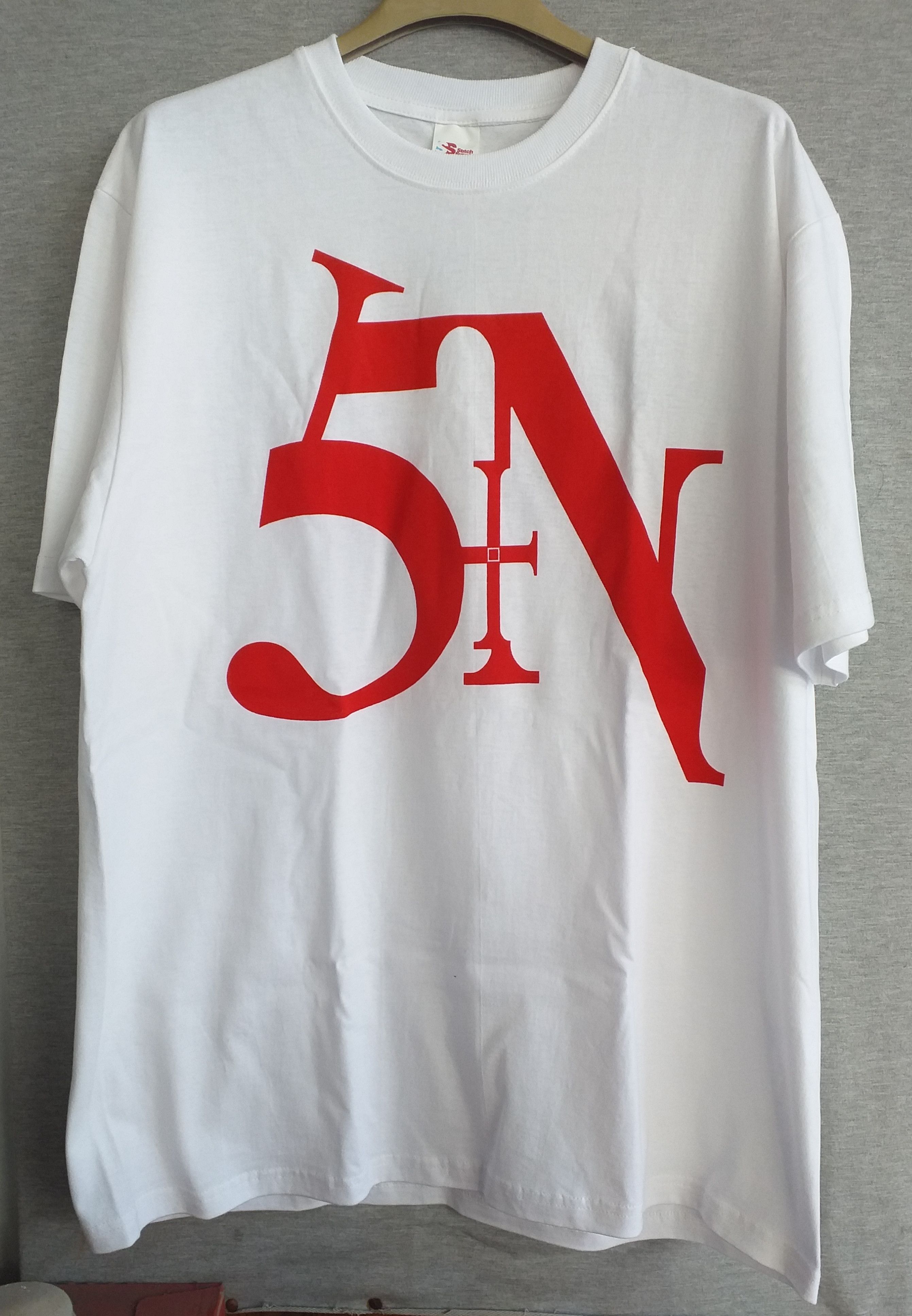 Band Tees Nine Inch Nails reissue T Shirt Size US XL / EU 56 / 4 - 1 Thumbnail