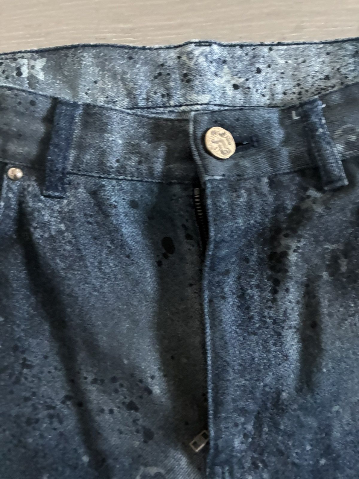 Louis Vuitton Louis Vuitton spray paint denim Size US 29 - 8 Thumbnail