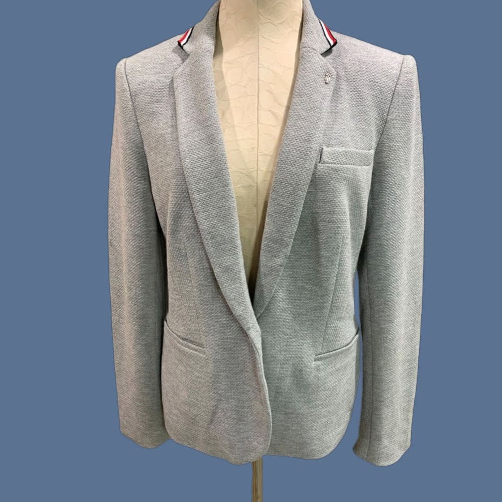 Tommy Hilfiger Tommy Hilfiger Womens Gray Knit Blazer Elbow Patches Size 10 - Blazer, Gray, Knit, Elbow Patches, Tommy Hilfiger, Women Size L / US 10 / IT 46 - 1 Thumbnail