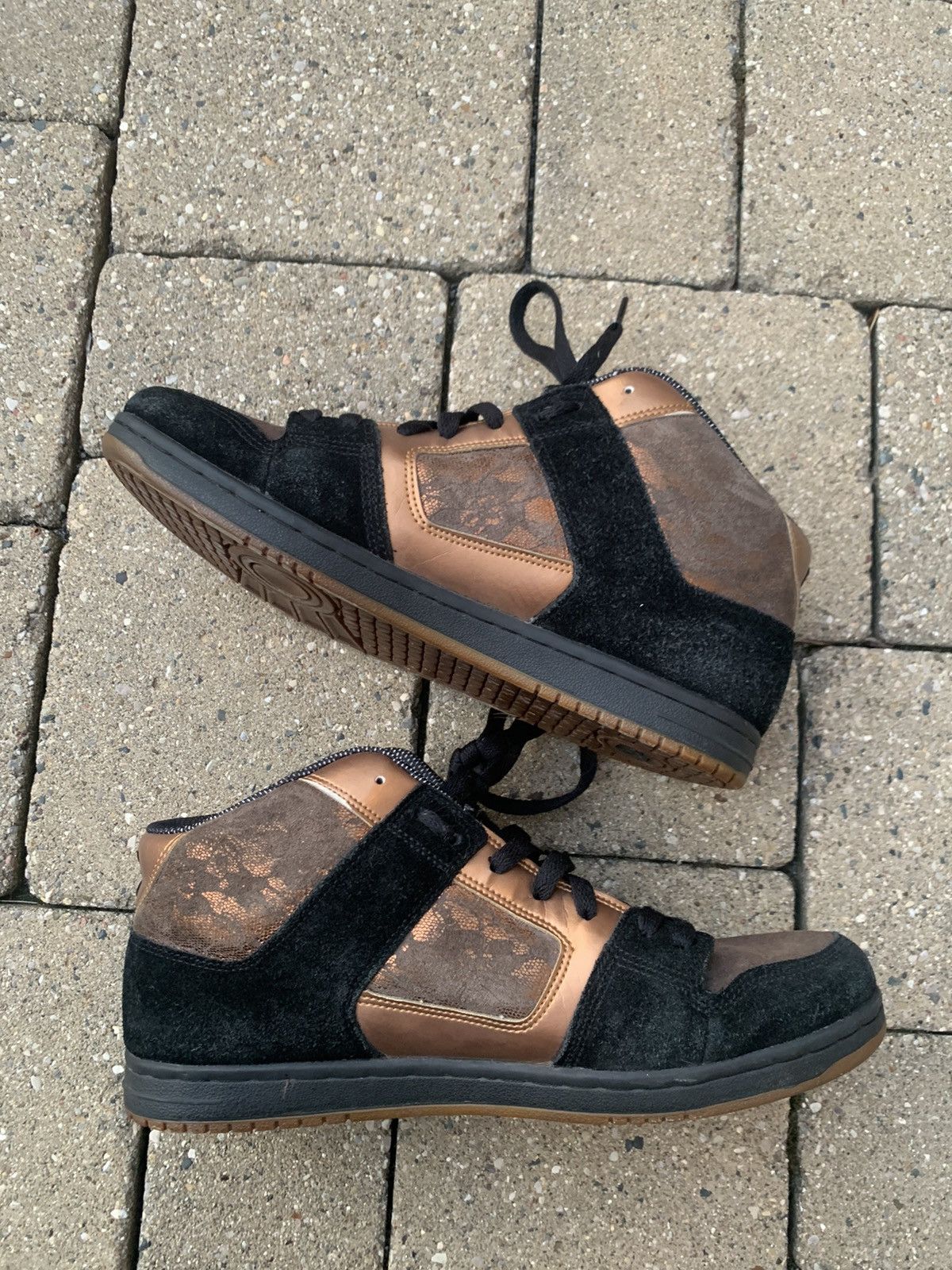 DC 2000’s DC Skateboarding Bronze Manteca 2 Women’s Shoes Size US 11 / IT 41 - 4 Thumbnail