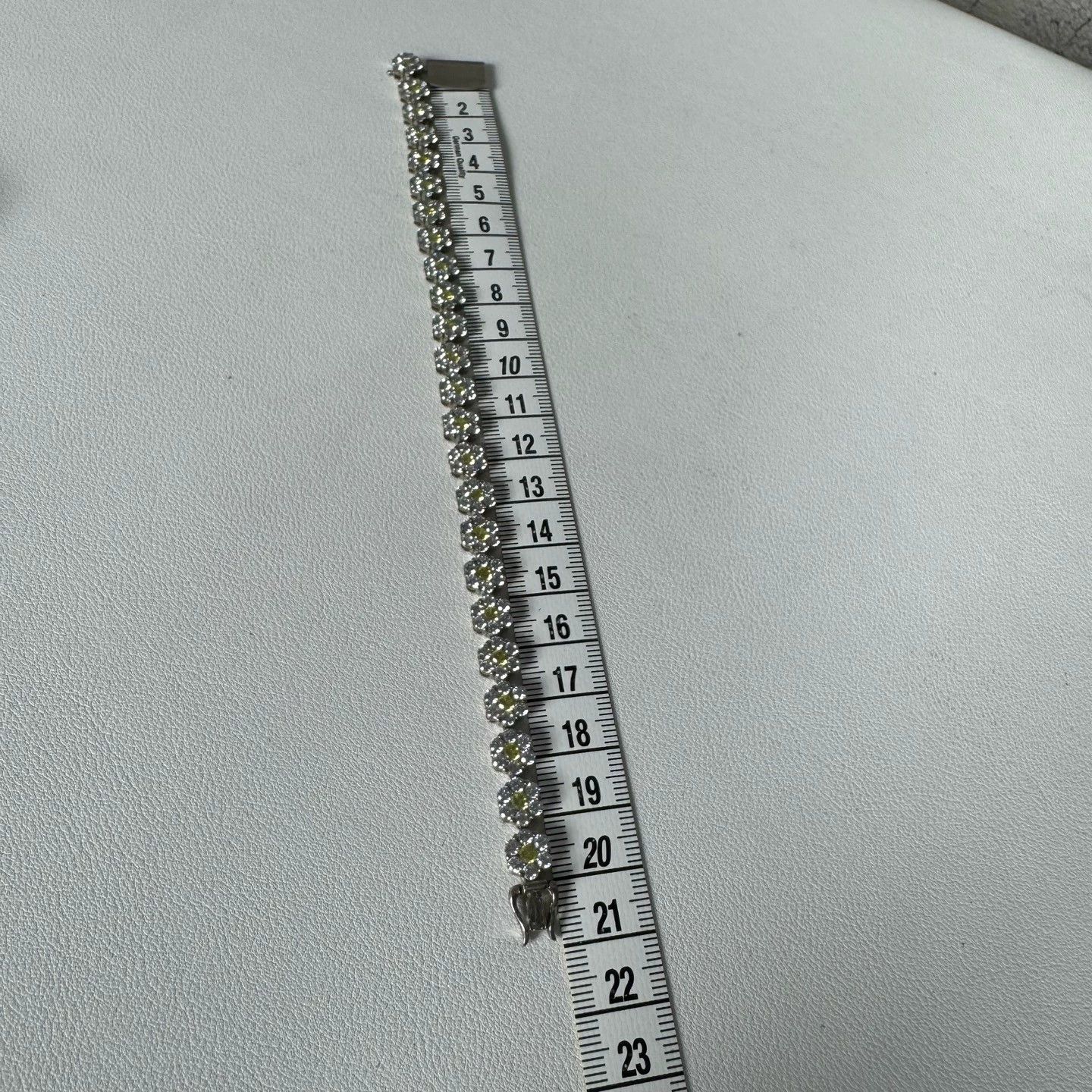 HATTON LABS HATTON LABS Daisy Silver Crystal Tennis Bracelet 21 99N Size ONE SIZE - 7 Thumbnail