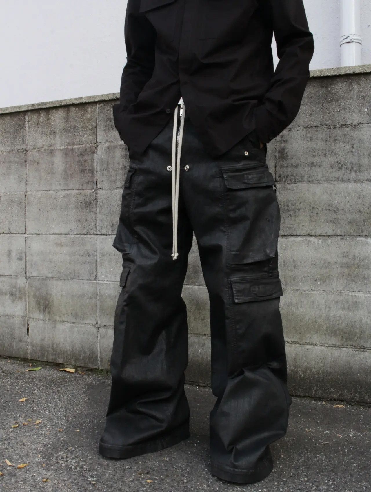 Rick Owens Drkshdw DOUBLE CARGO JUMBO BELA BLACK WAX PANTS Size US 34 / EU 50 - 8 Thumbnail