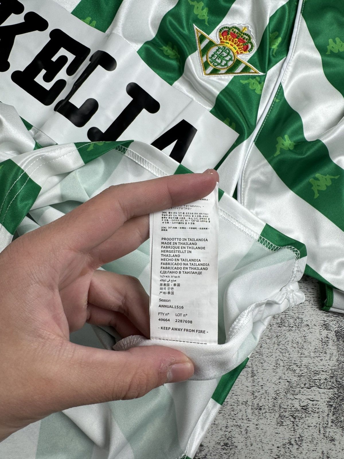 Kappa Real Betis 1995/1996/1997 Home Reproduction Soccer Football T Shirt Jersey Kit Size US XL / EU 56 / 4 - 13 Thumbnail