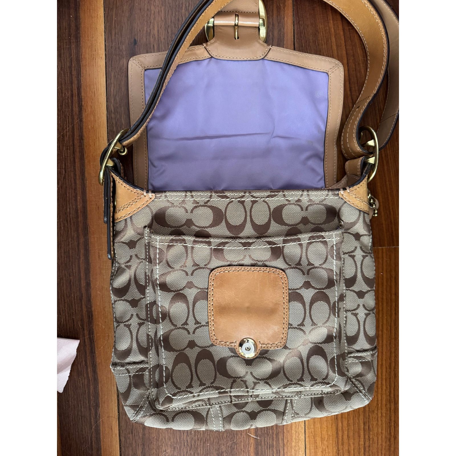 Coach Excellent condition Coach Vintage Bleecker Legacy Canvas Size ONE SIZE - 9 Thumbnail