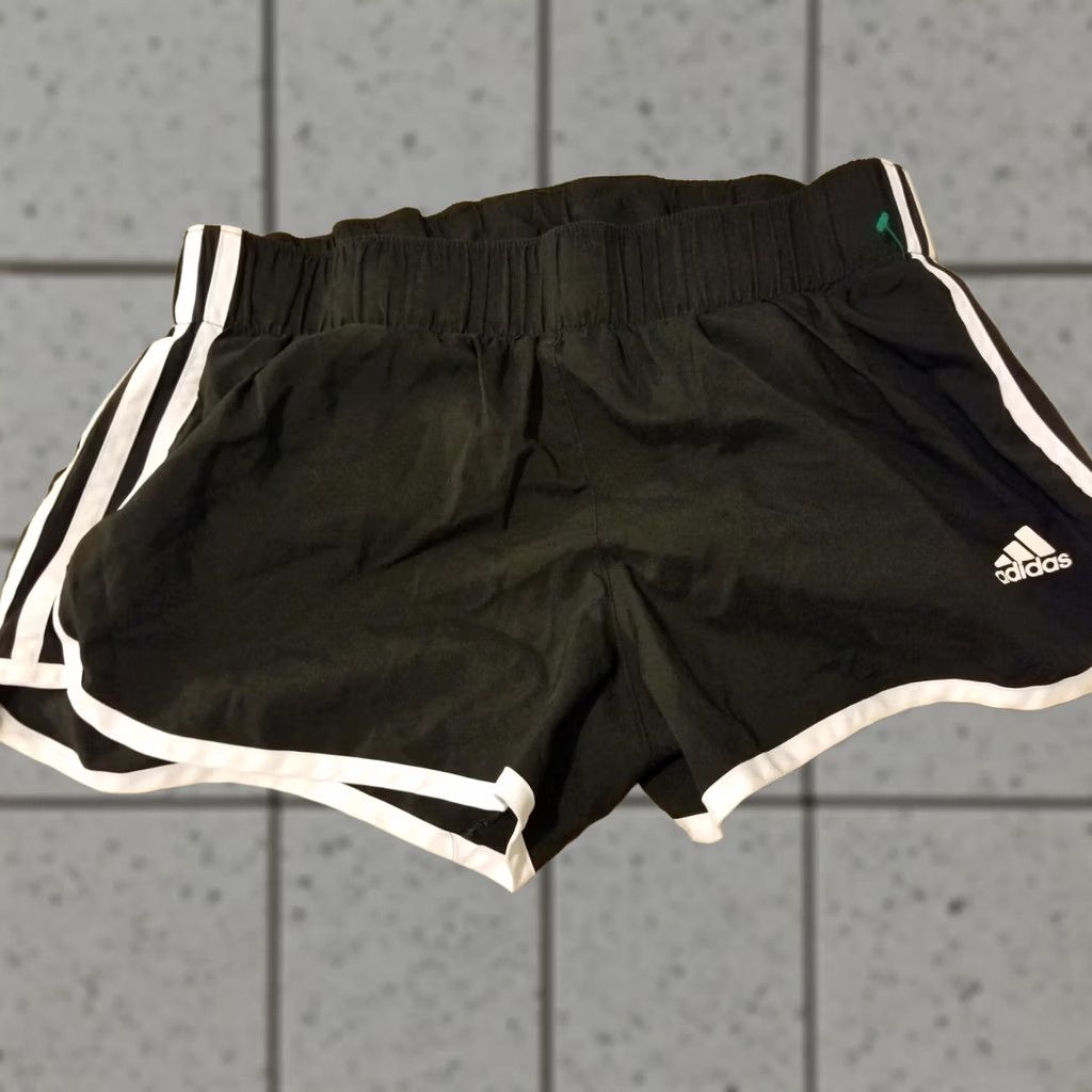 Adidas Womens adidas Shorts Small S Black Athletic Gym Workout Shirts Size 28" / US 6 / IT 42 - 1 Thumbnail