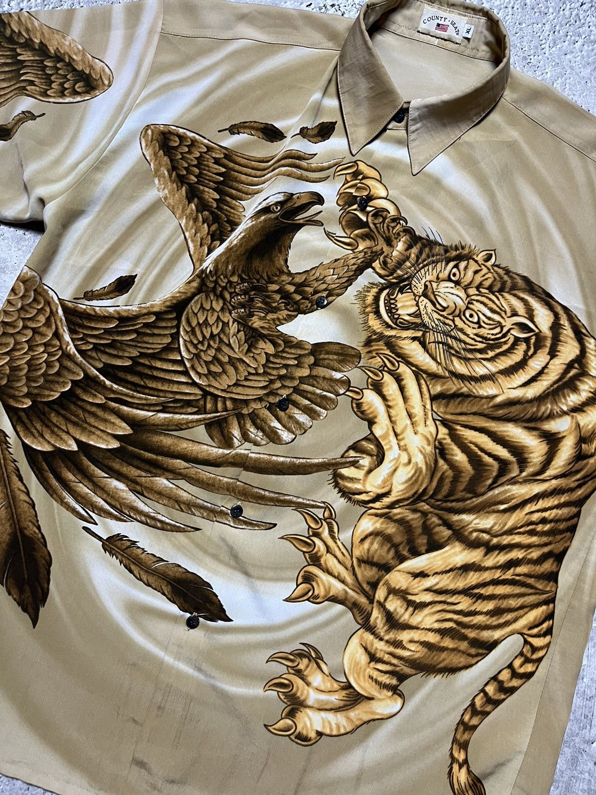 Japanese Brand × Vintage Vintage Tiger Eagle Overprint Shirt Button Up Short Sleeve Size US XL / EU 56 / 4 - 5 Thumbnail