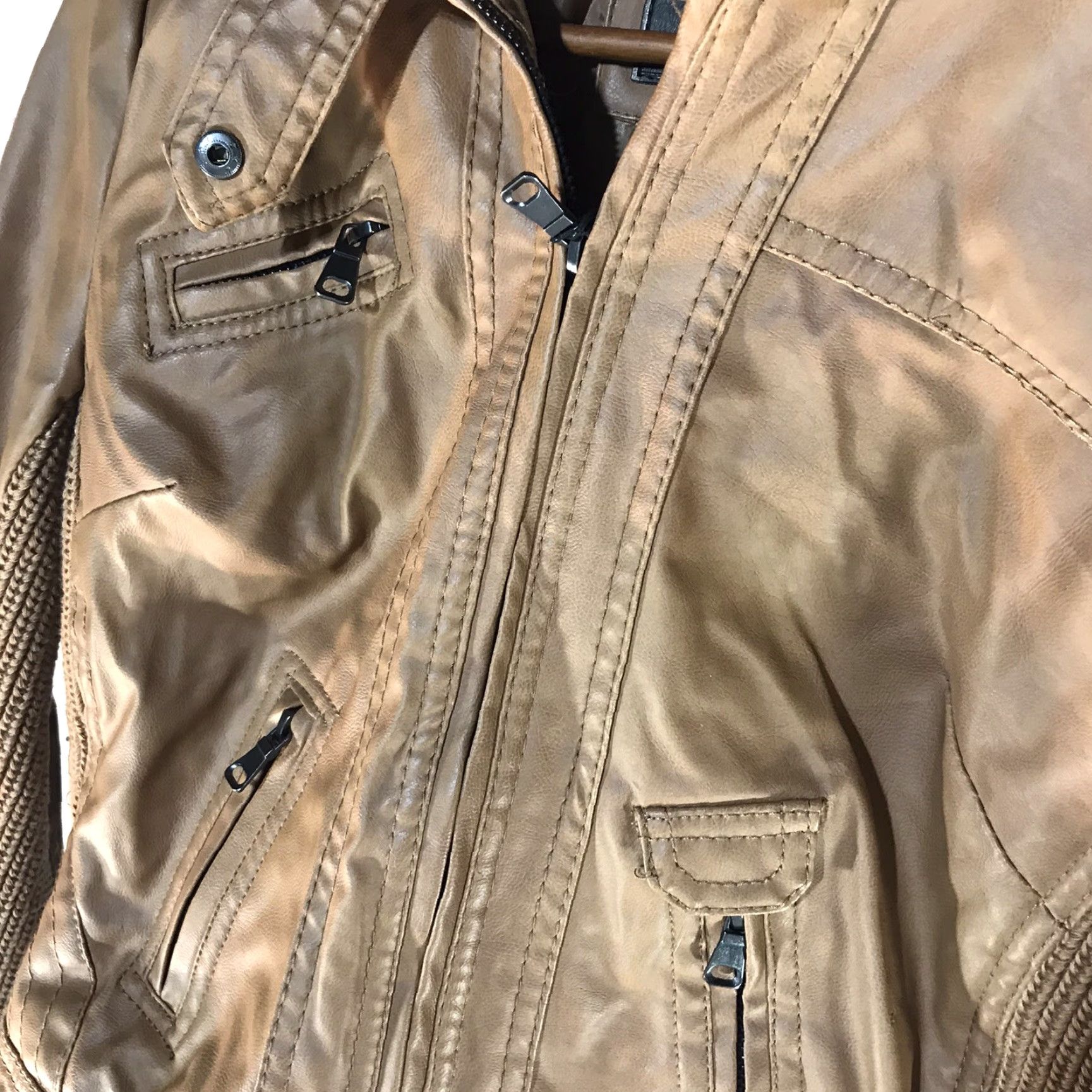 Camel Ci Sono By Cavalini Camel 100% Vegan Leather Cropped Moto Jacket Womens Size M Size M / US 6-8 / IT 42-44 - 4 Thumbnail